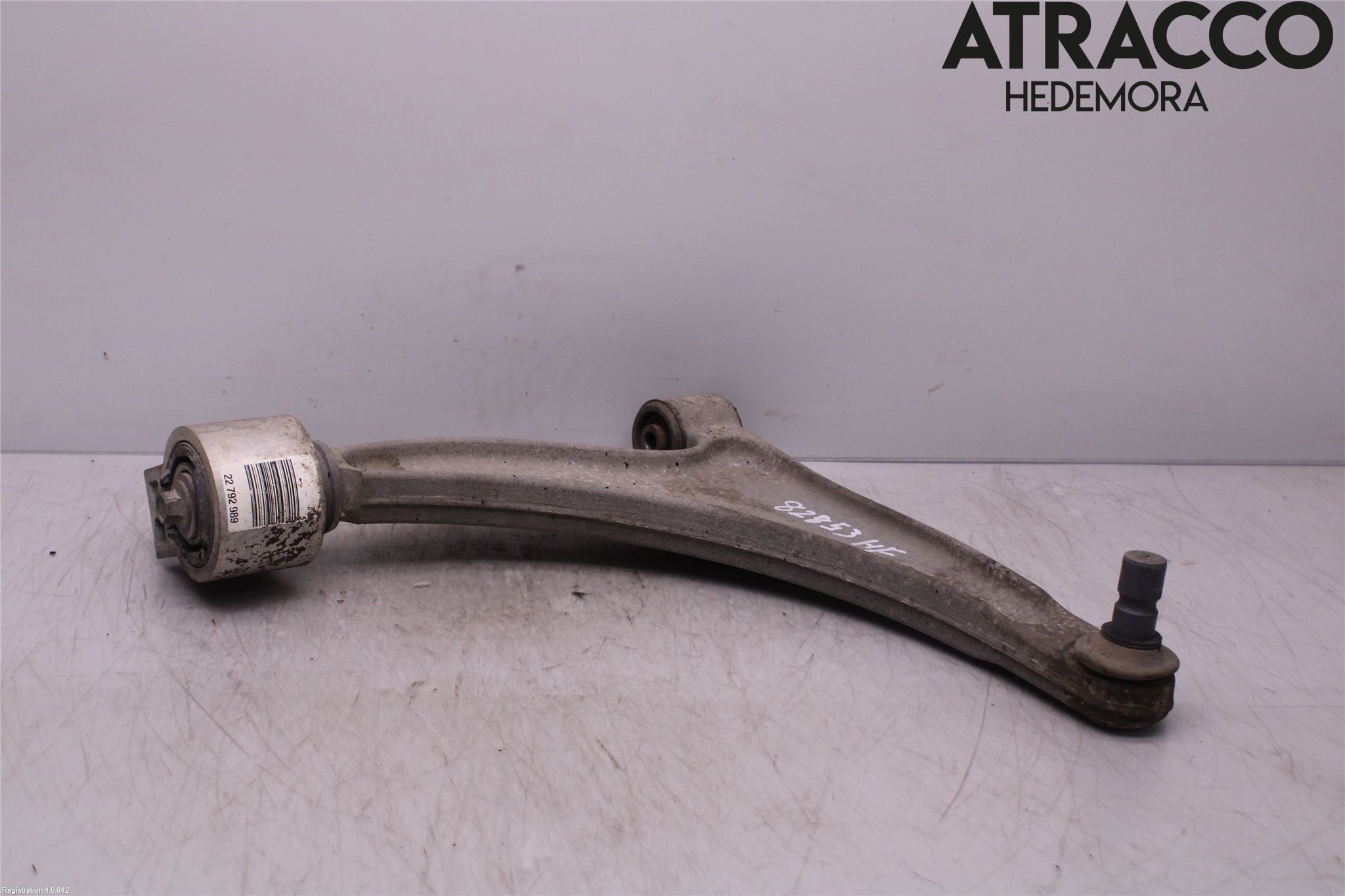 Opel INSIGNIA 09-16 Bærearm Foran Høyre Nedre