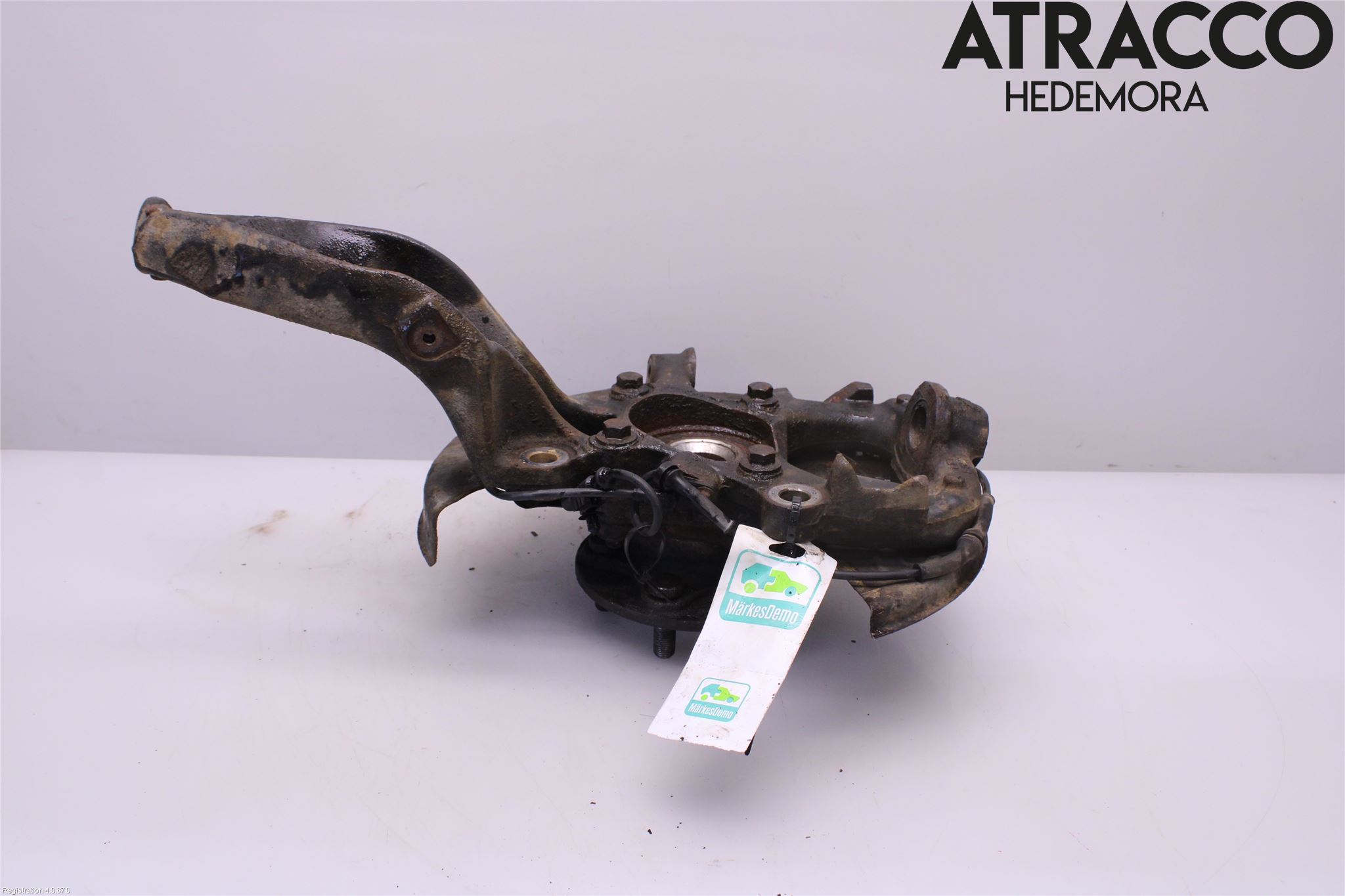 Landrover LAND ROVER DISCOVERY 3 05-09 Spindel Vf