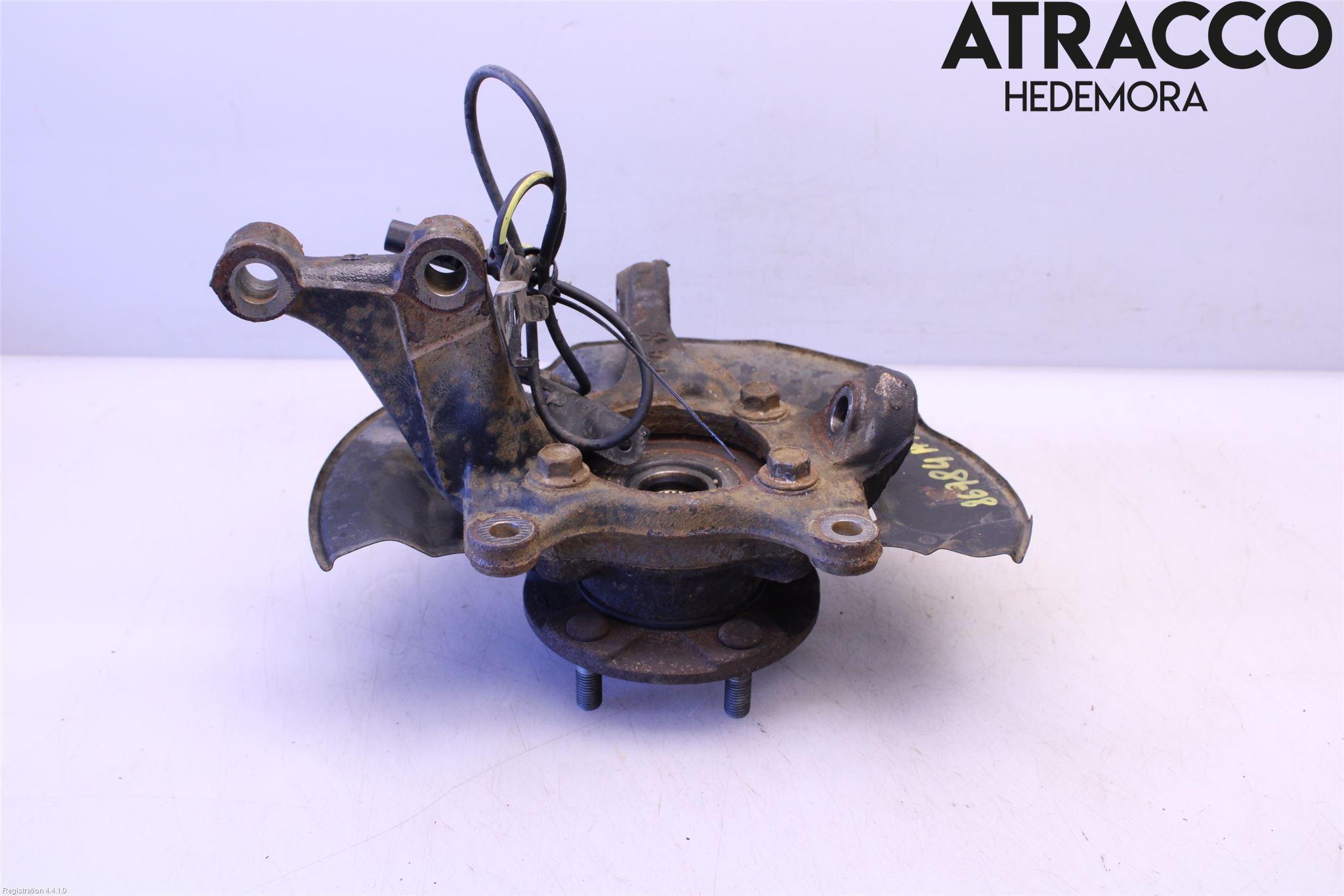 Toyota AURIS 13-19 Spindel Hf