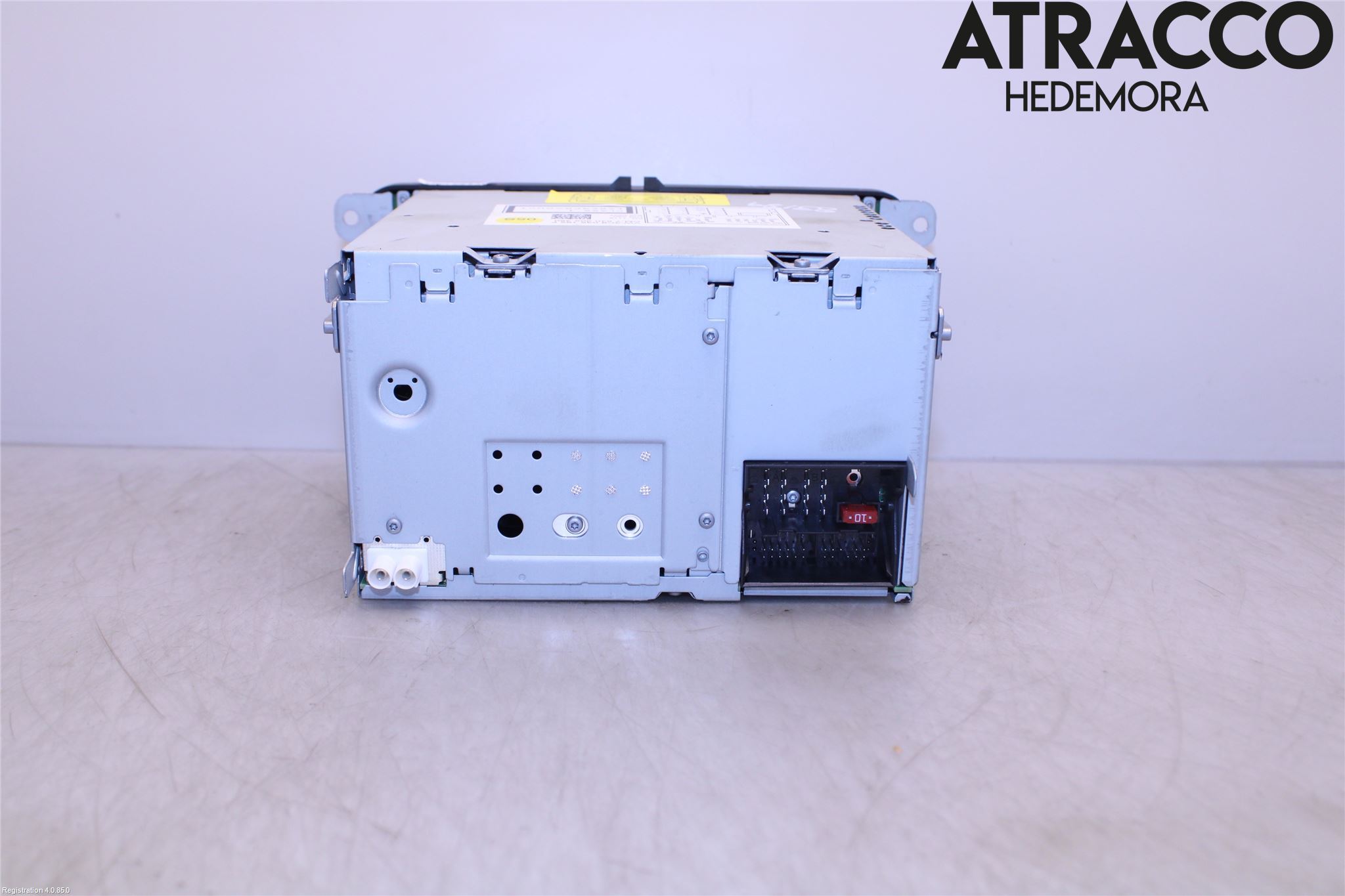 Volkswagen VW SCIROCCO 09-17 Stereo Radio Med Cd