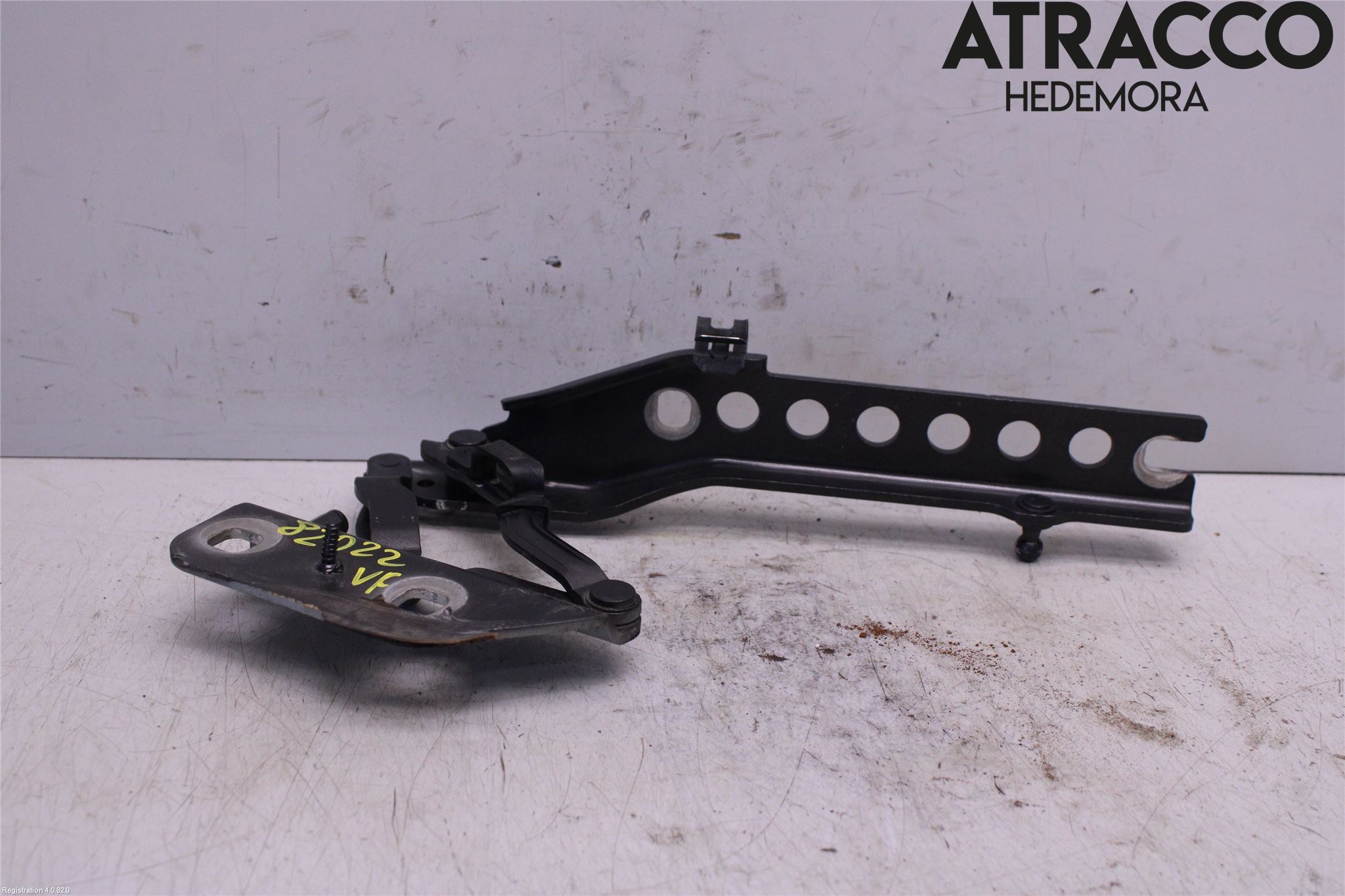 Audi A8/S8 4E  02-09 Panser Hengsel - Hengsler