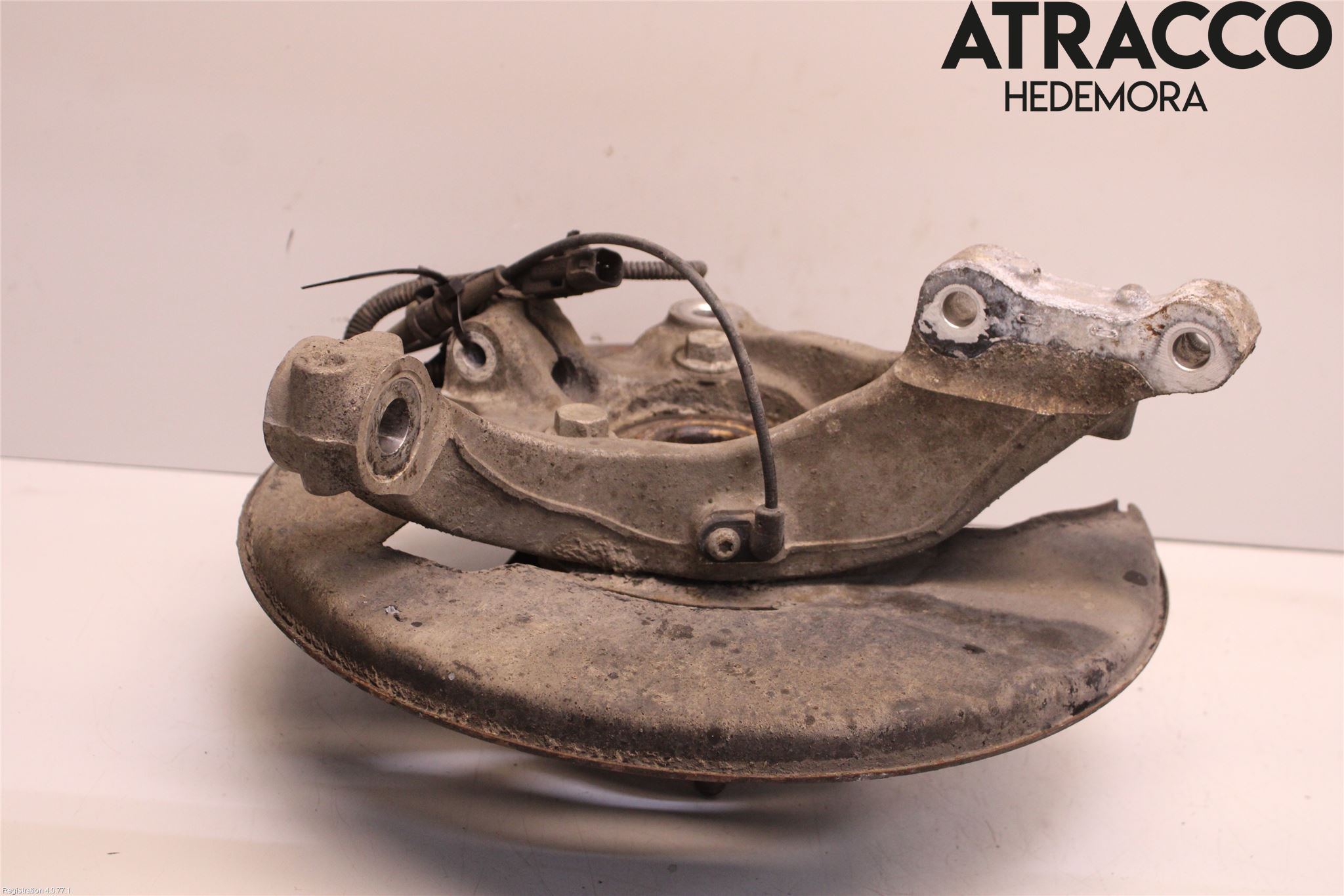 Opel INSIGNIA 09-16 Spindel Hf
