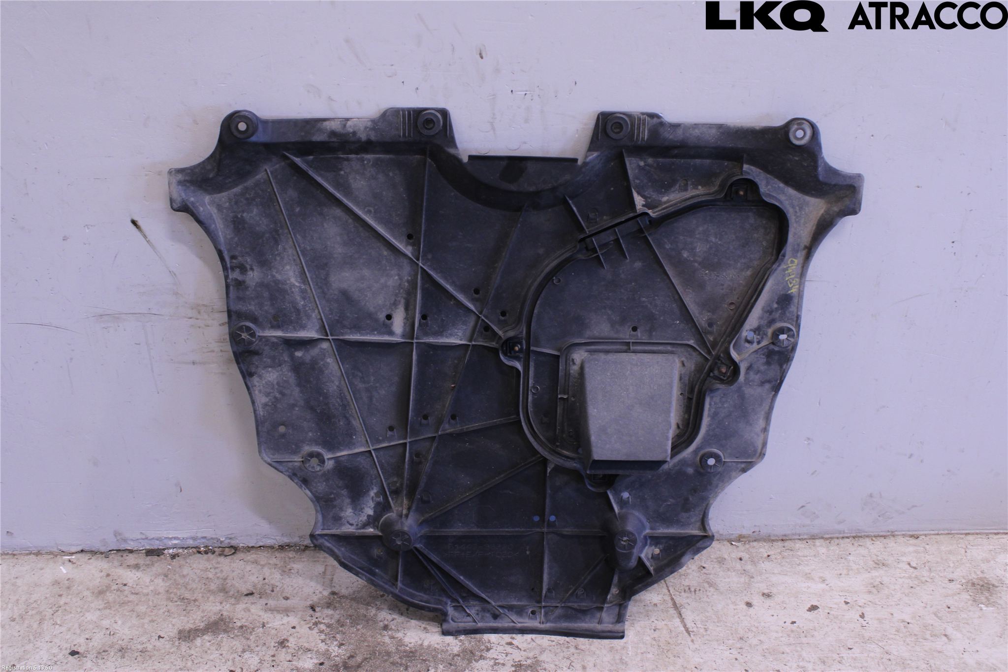 Toyota CAMRY 19-24 Bunnplate U Motor-Gear-Dørk