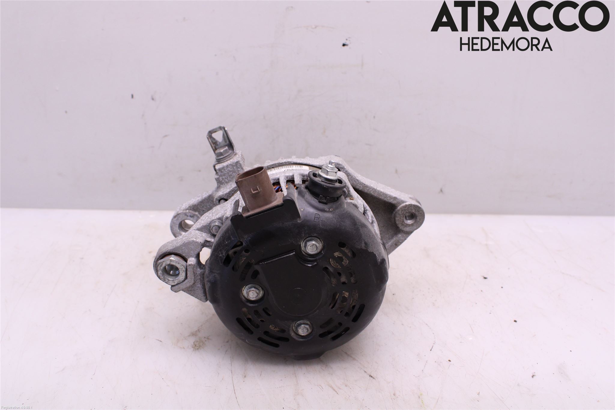 Toyota AVENSIS 16-18 Dynamo