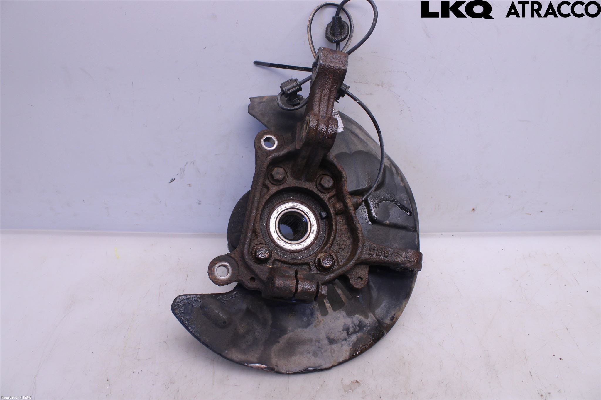 Subaru OUTBACK 15-20 Spindel Vf