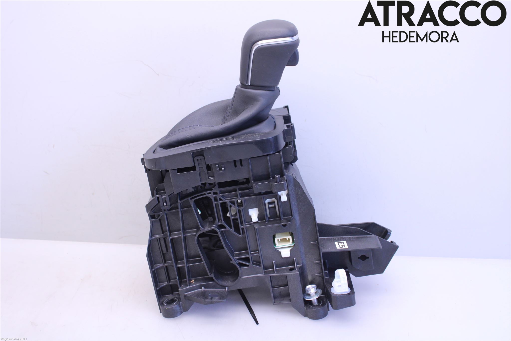 Toyota YARIS CROSS XP21 21- Gearspak