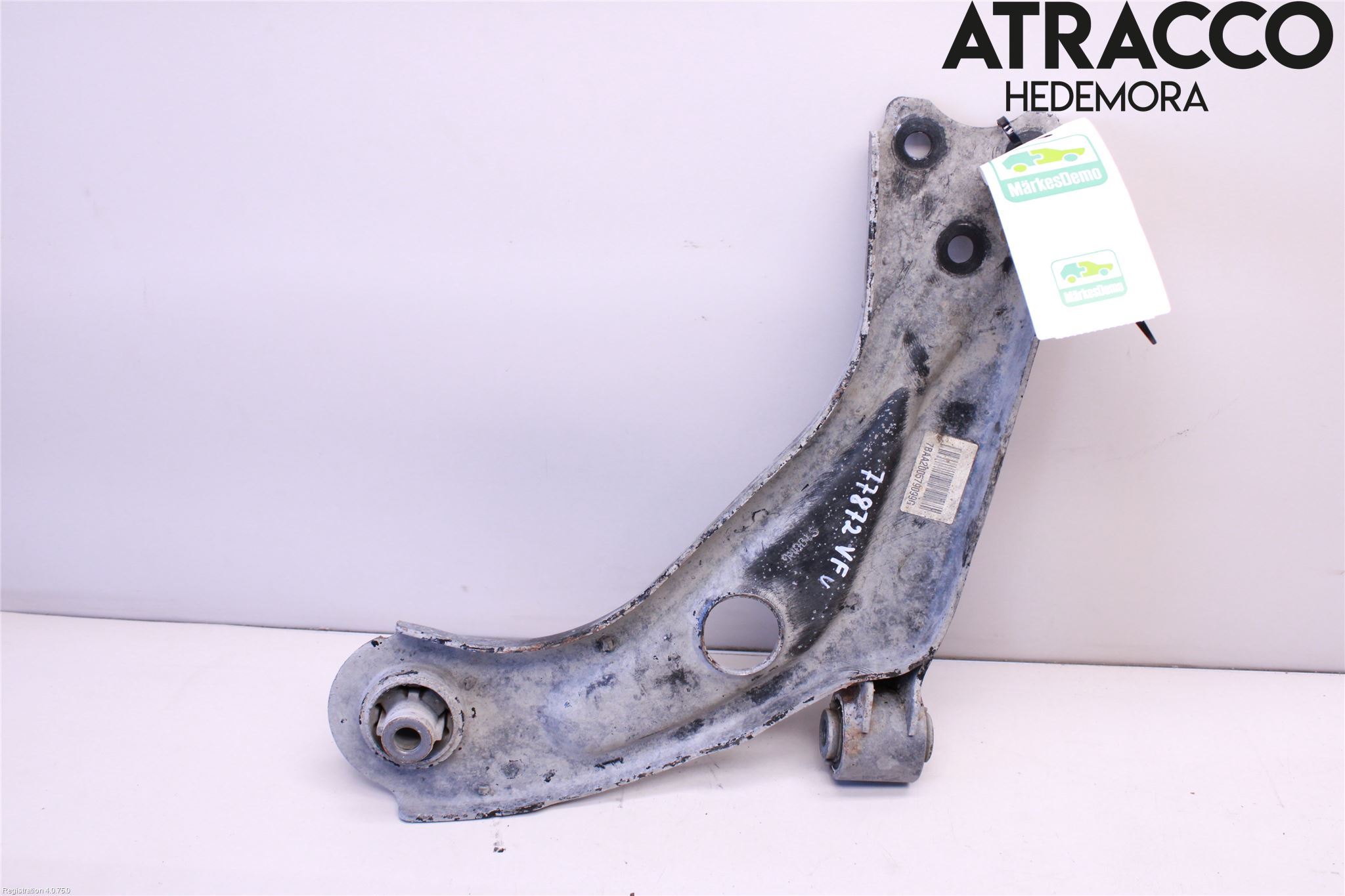 Citroen C4 GRAND PICASSO 14-18 Bærearm Foran Venstre Nedre
