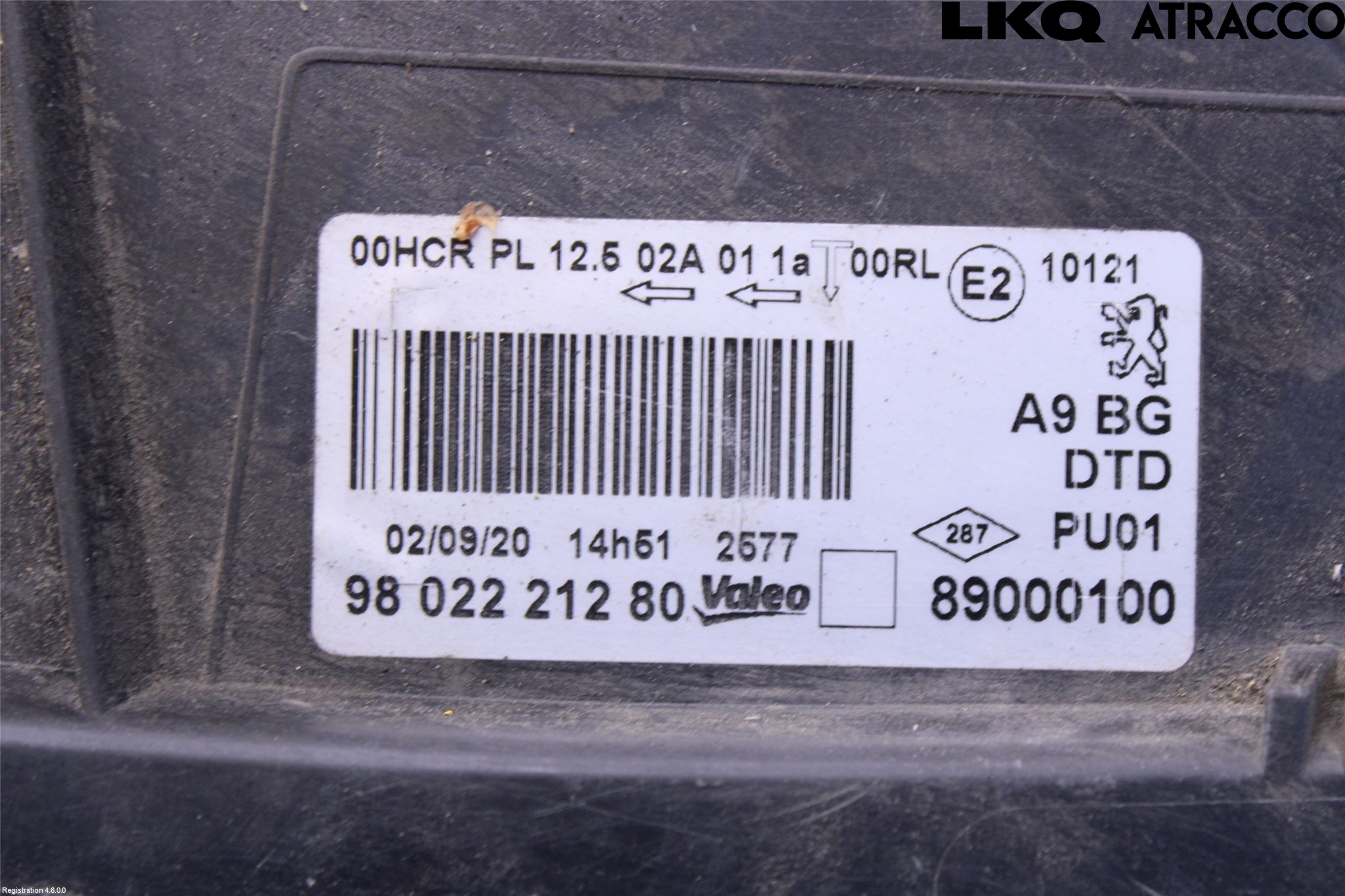 Peugeot 208 12-15 Frontlykt Høyre