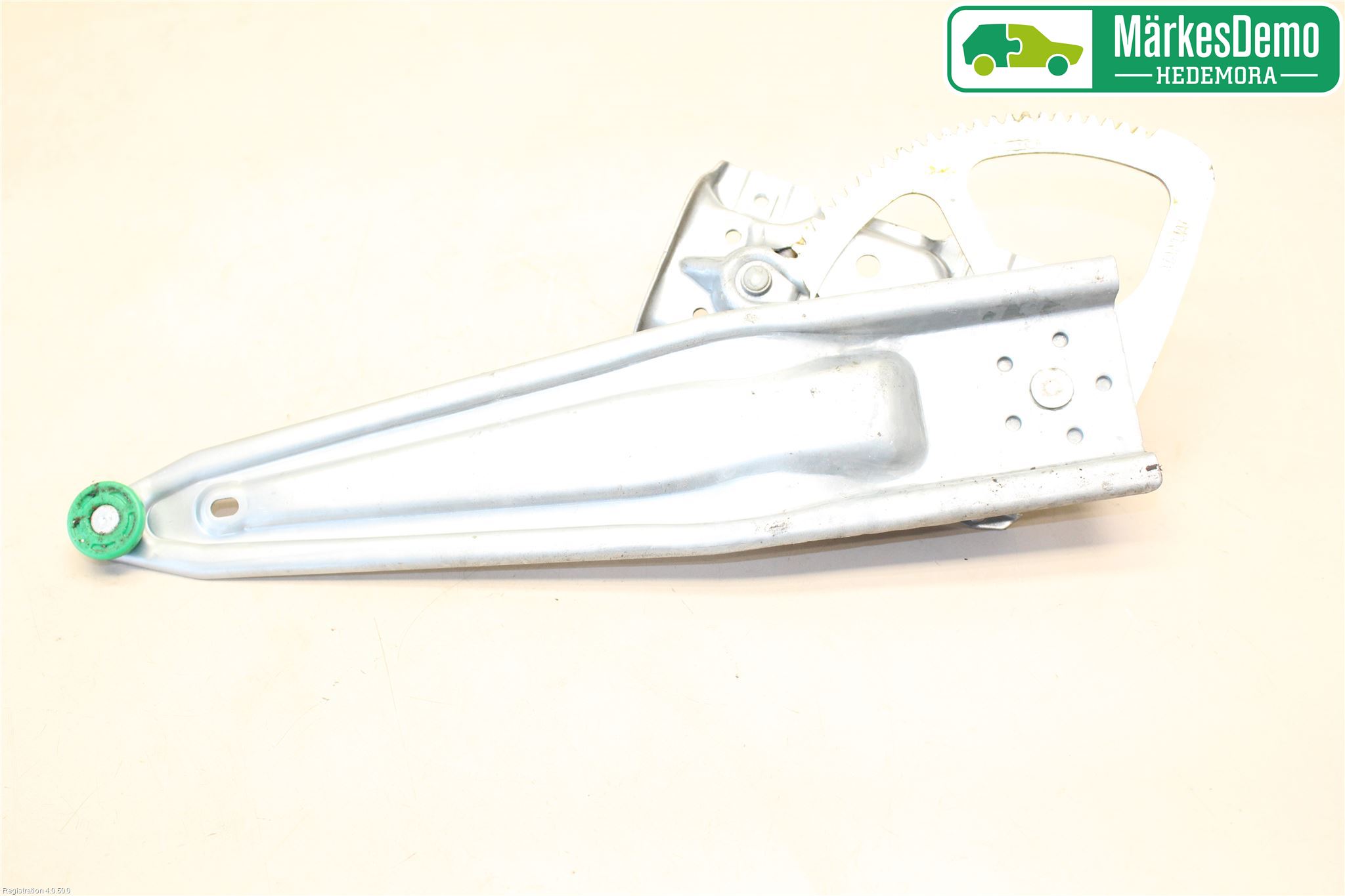 Toyota YARIS XP130 15-20 Vindusheis