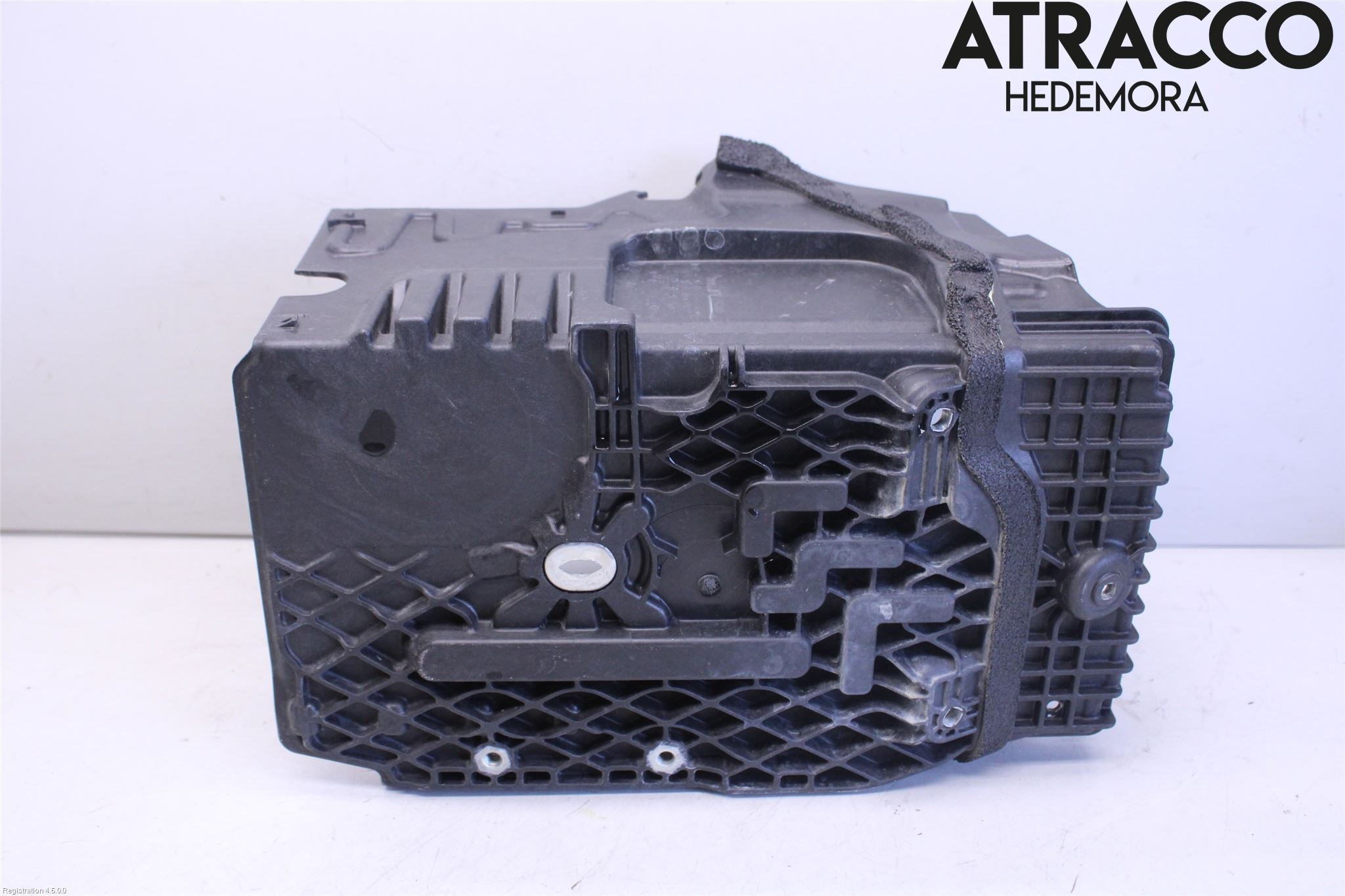 Volvo XC70 08-13 Batterikasse - Feste - Holder