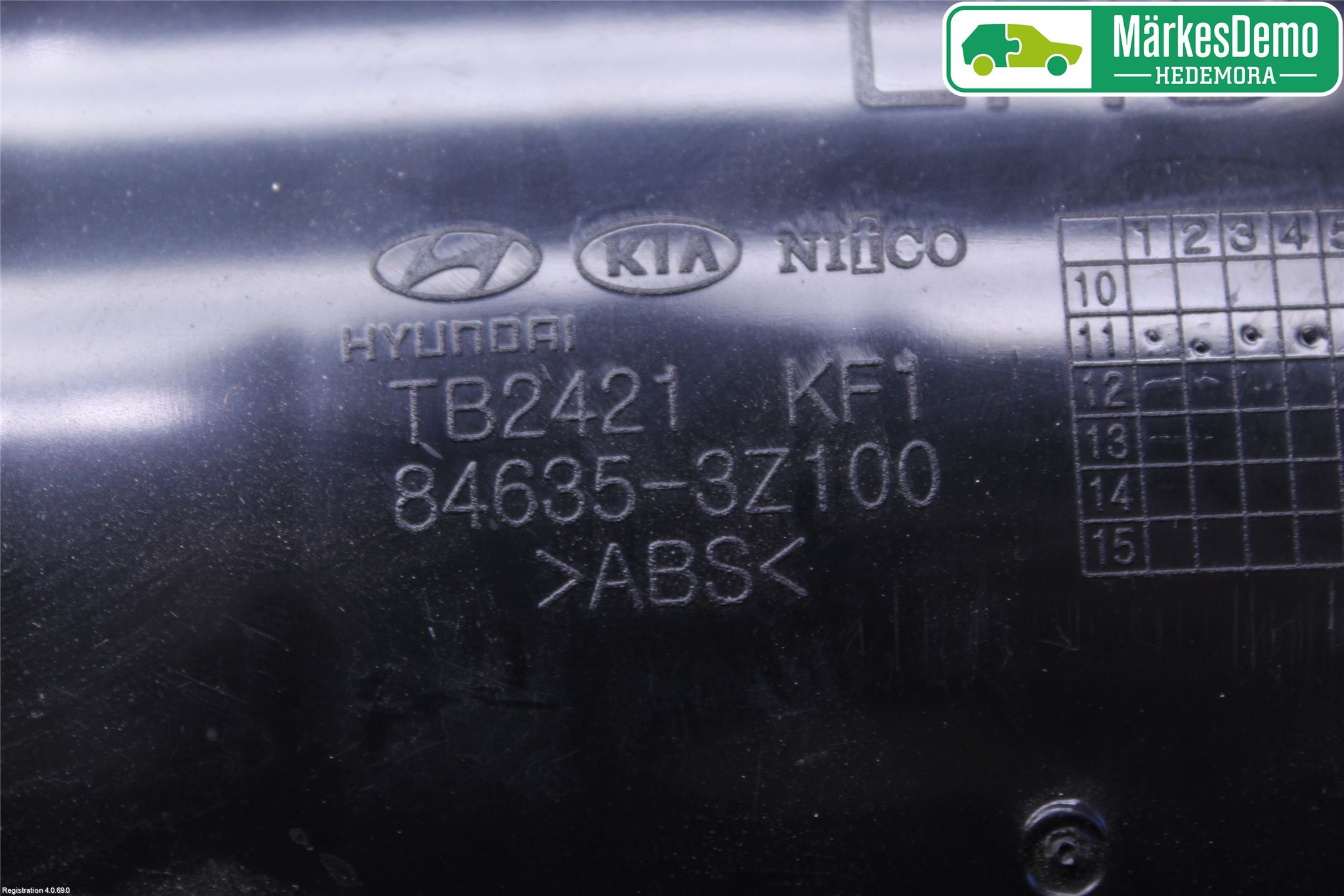 Hyundai i40 08-15 Instrumentkonsoll Midt