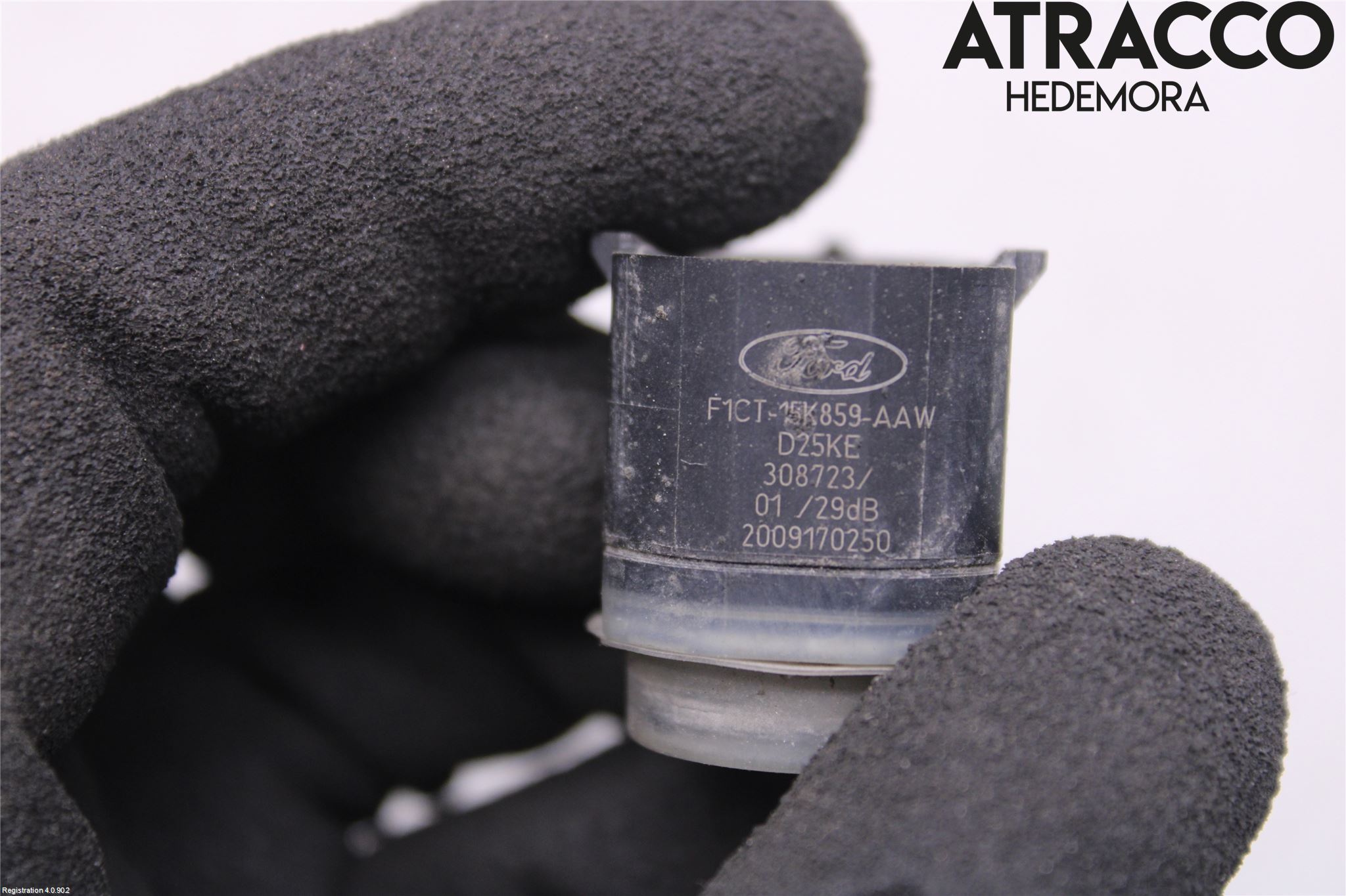 Ford MONDEO 15-22 Sensor Parkering Front