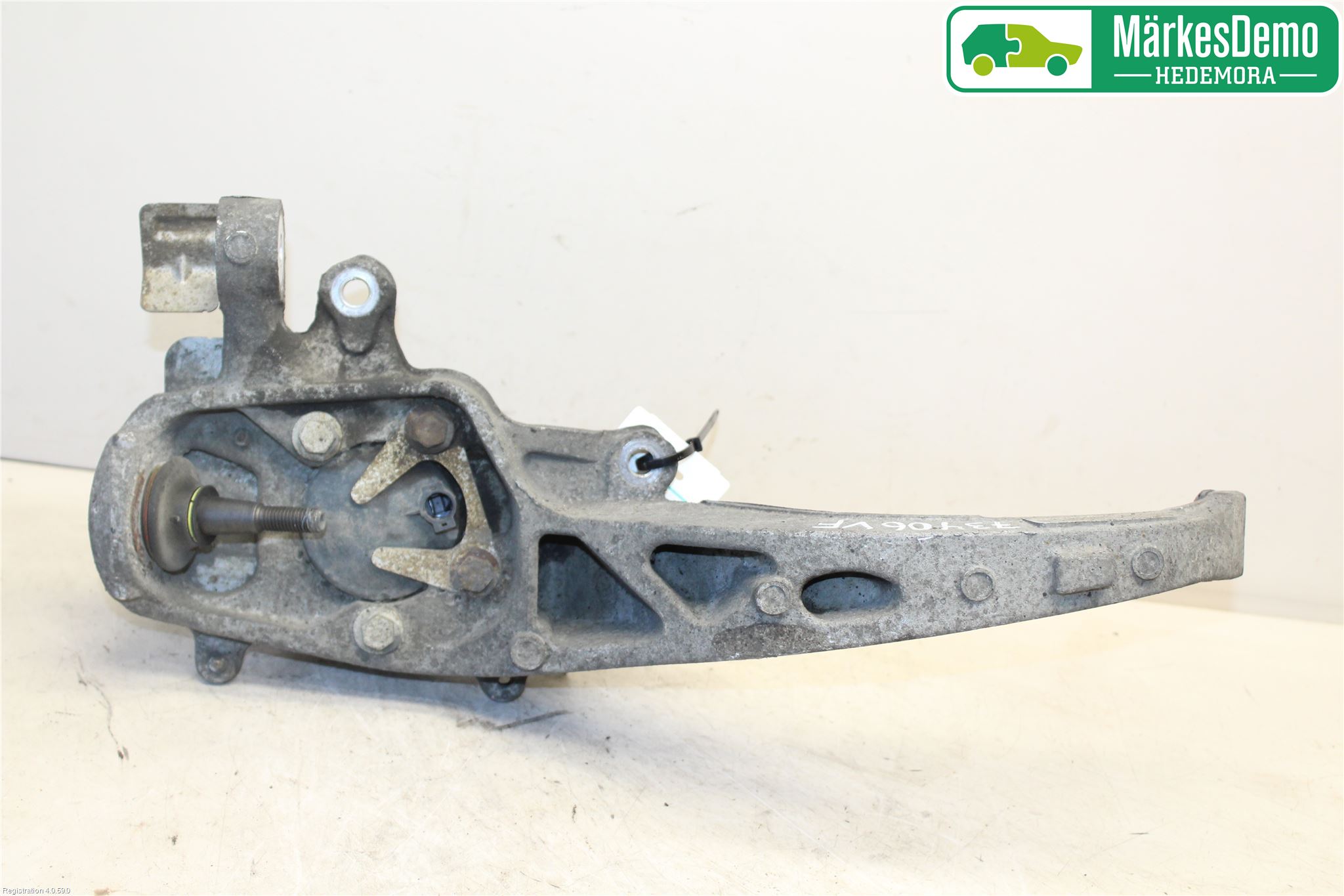 Jaguar XF 08-15 Spindel Vf