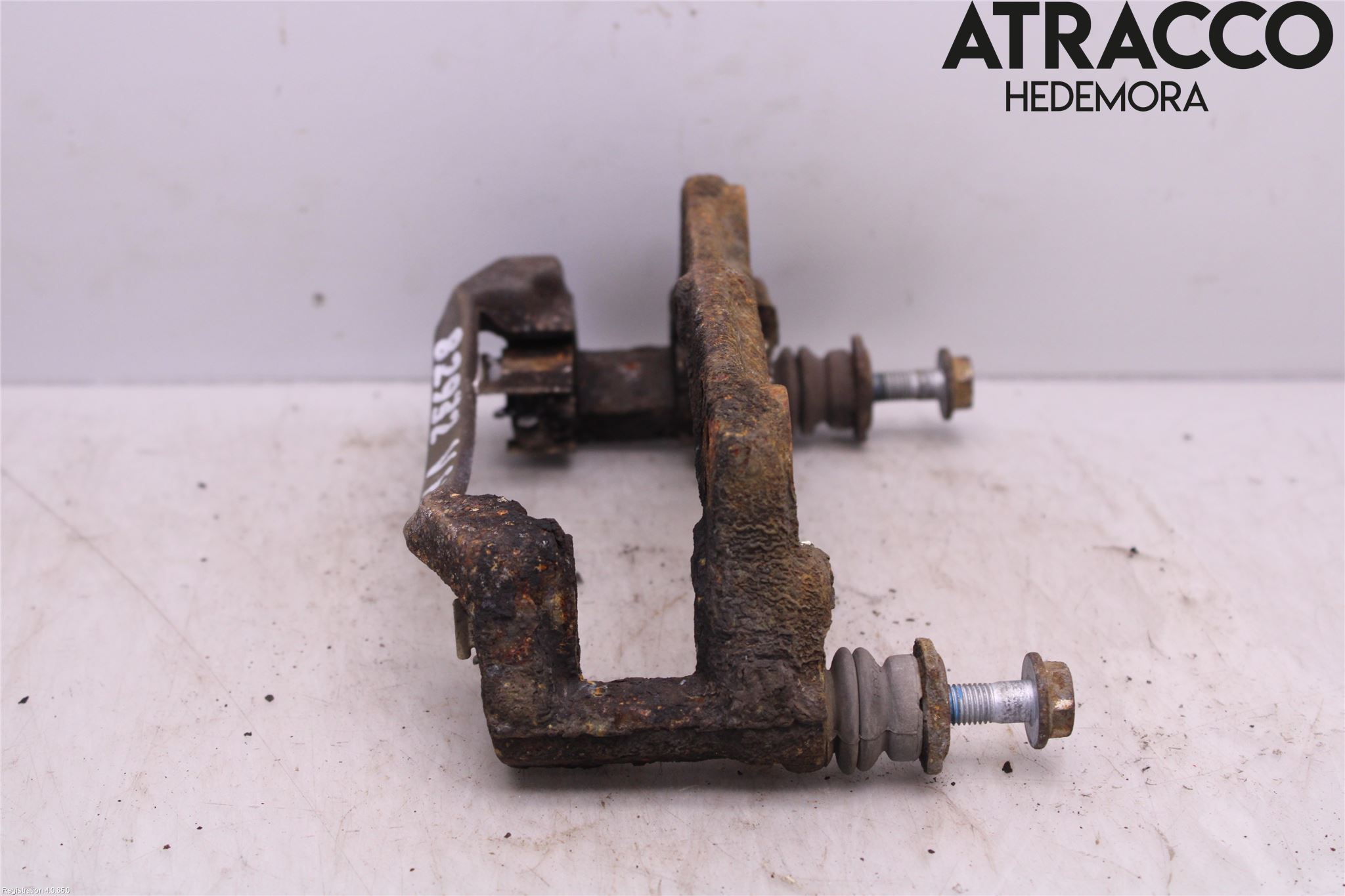 Toyota AYGO 06-14 Bremsecaliper Feste Holder