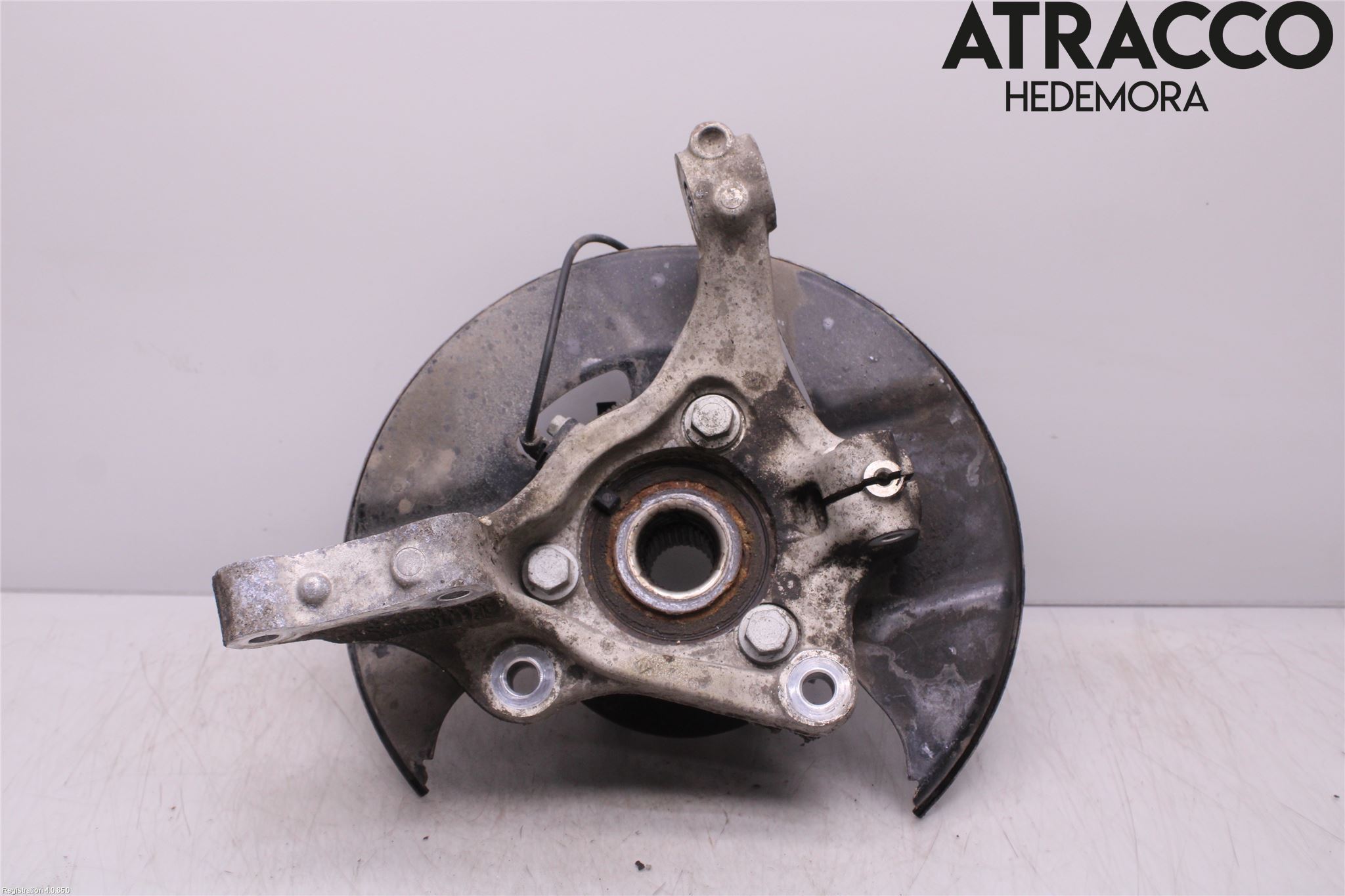 Opel INSIGNIA 09-16 Spindel Hf
