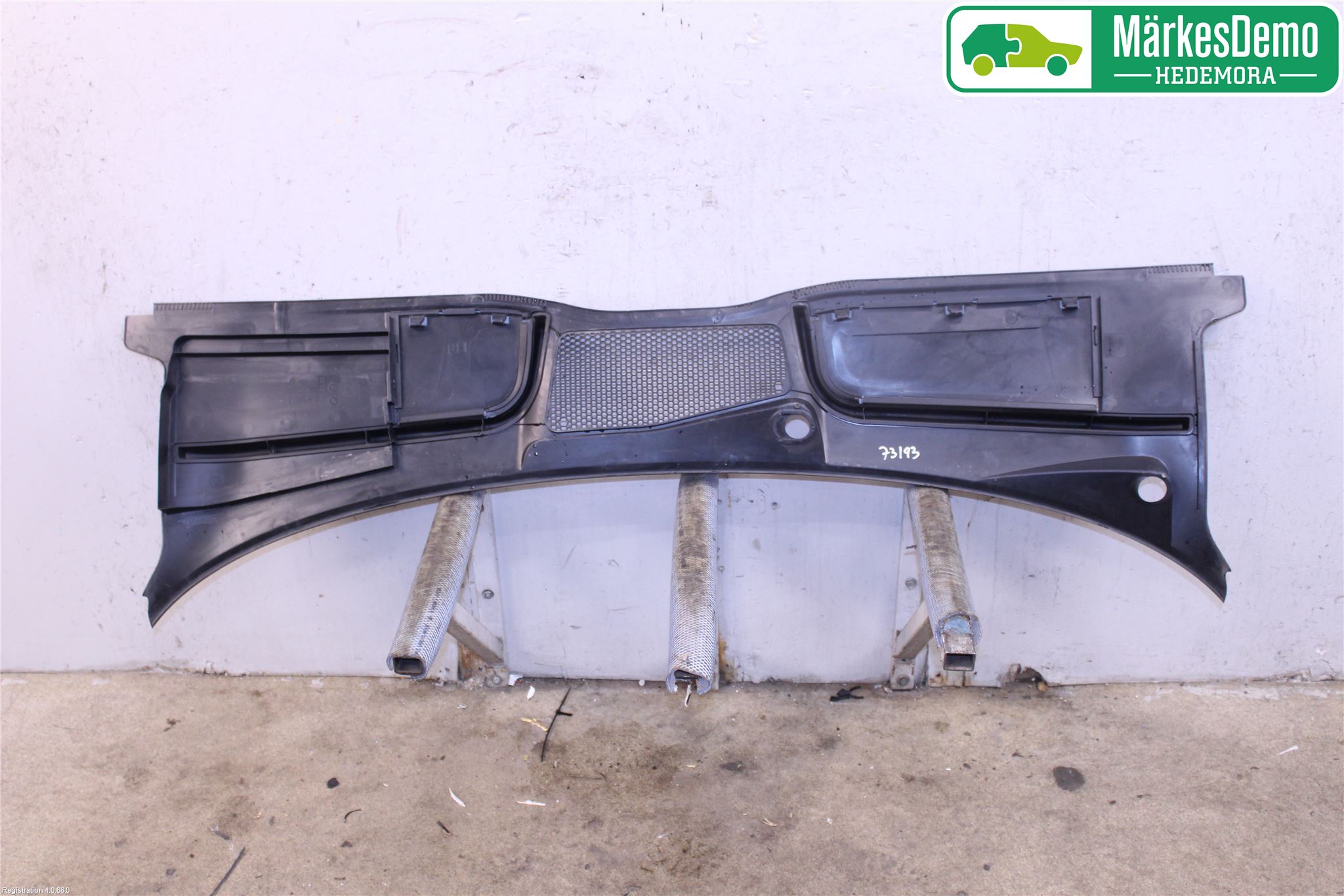 Audi A4/S4 B9 16-19 Visker Deksel-Grill-Under Frr
