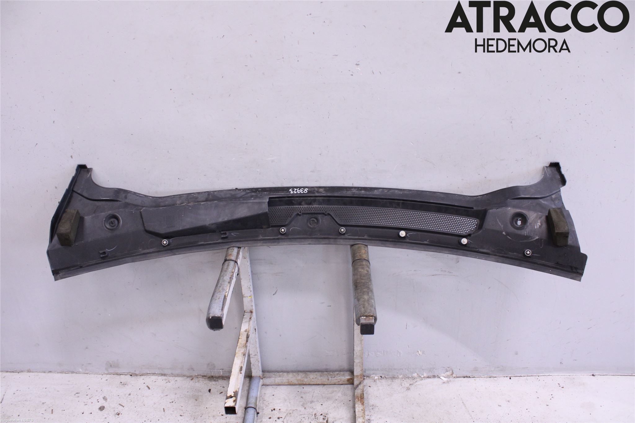 Landrover LAND ROVER DISCOVERY 3 05-09 Visker Deksel-Grill-Under Frr