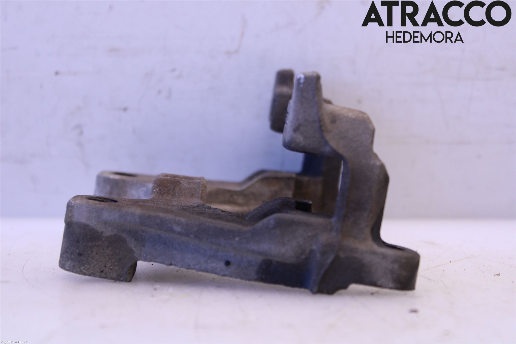 Skoda SUPERB 16-24 Bremsecaliper Feste Holder