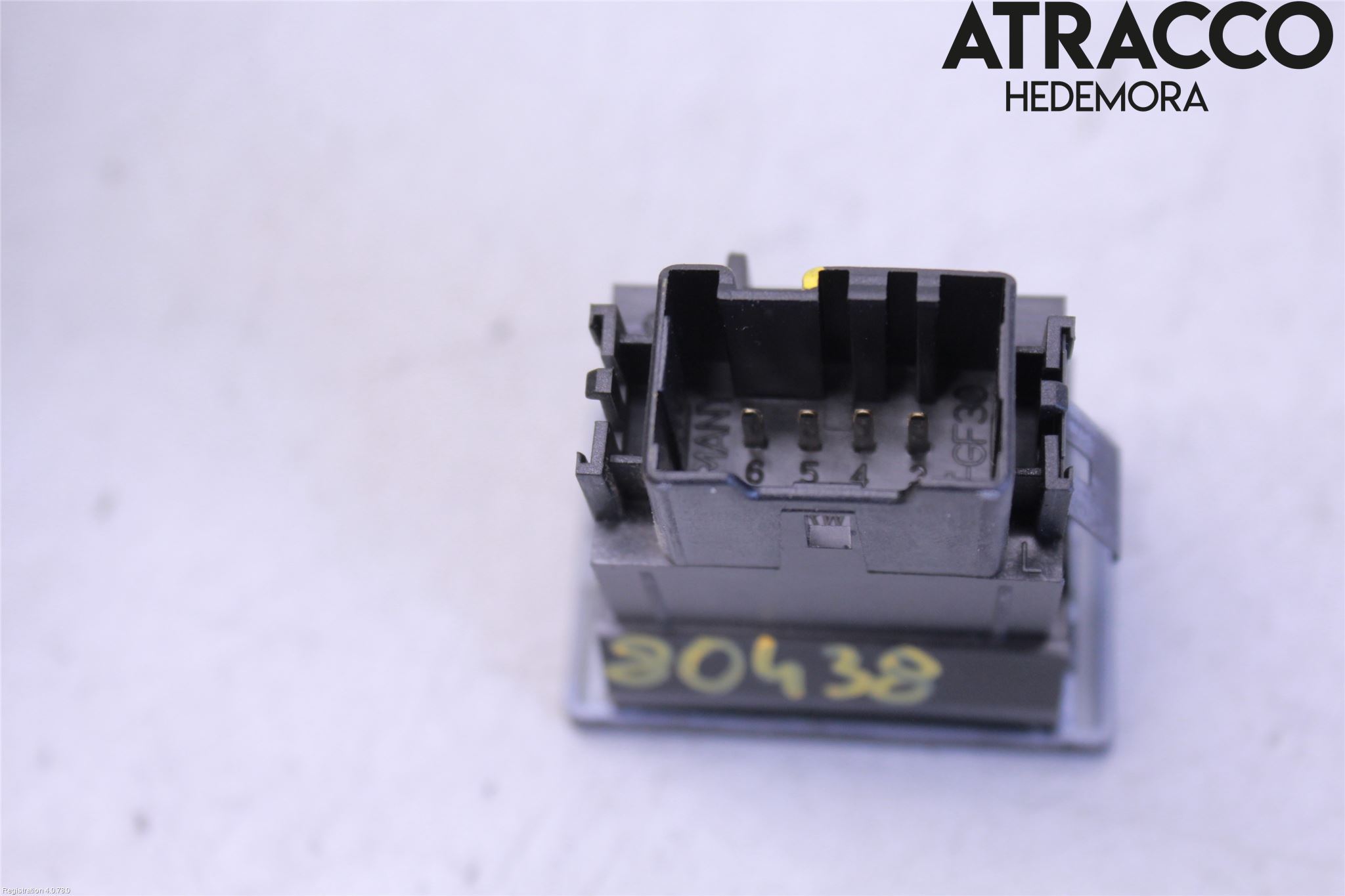 Volkswagen VW TOUAREG 7L 03-10 Bryter Varmesete