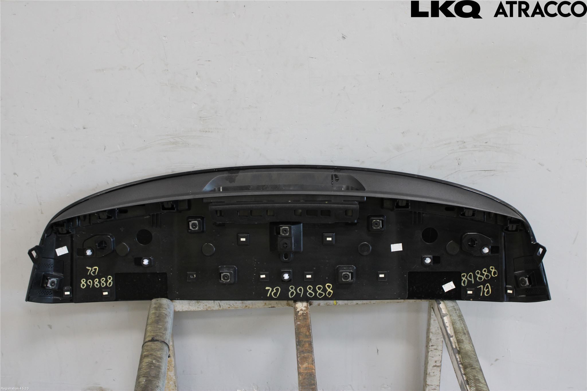 Peugeot 2008/E-2008 20- Spoiler Bakluke
