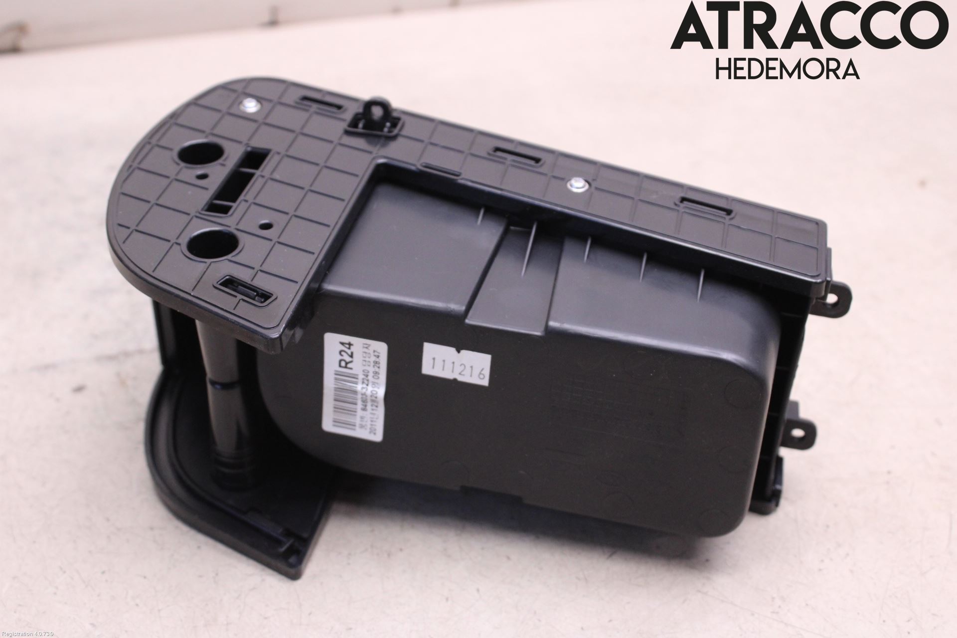 Hyundai i40 08-15 Innr Koppholder