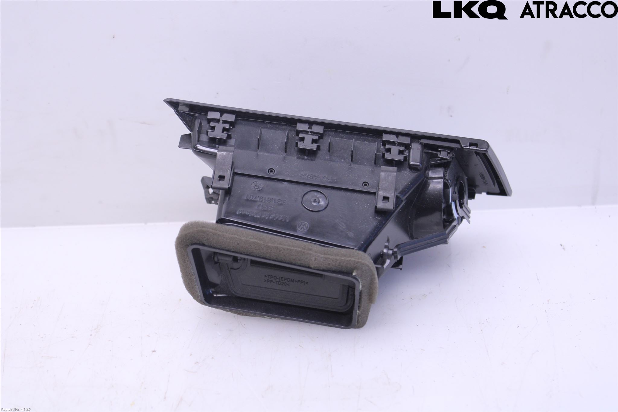 Volkswagen VW PASSAT 15-19 Dashbord Kanal - Dyse