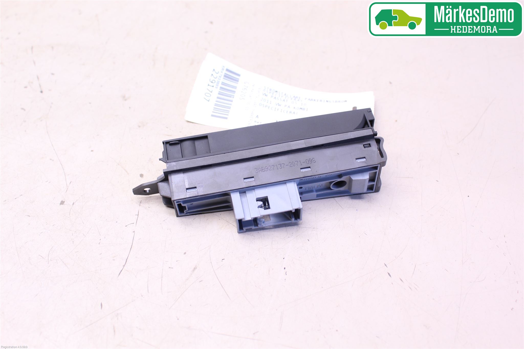 Volkswagen VW PASSAT 05-11 Bryter Parkeringsbrems