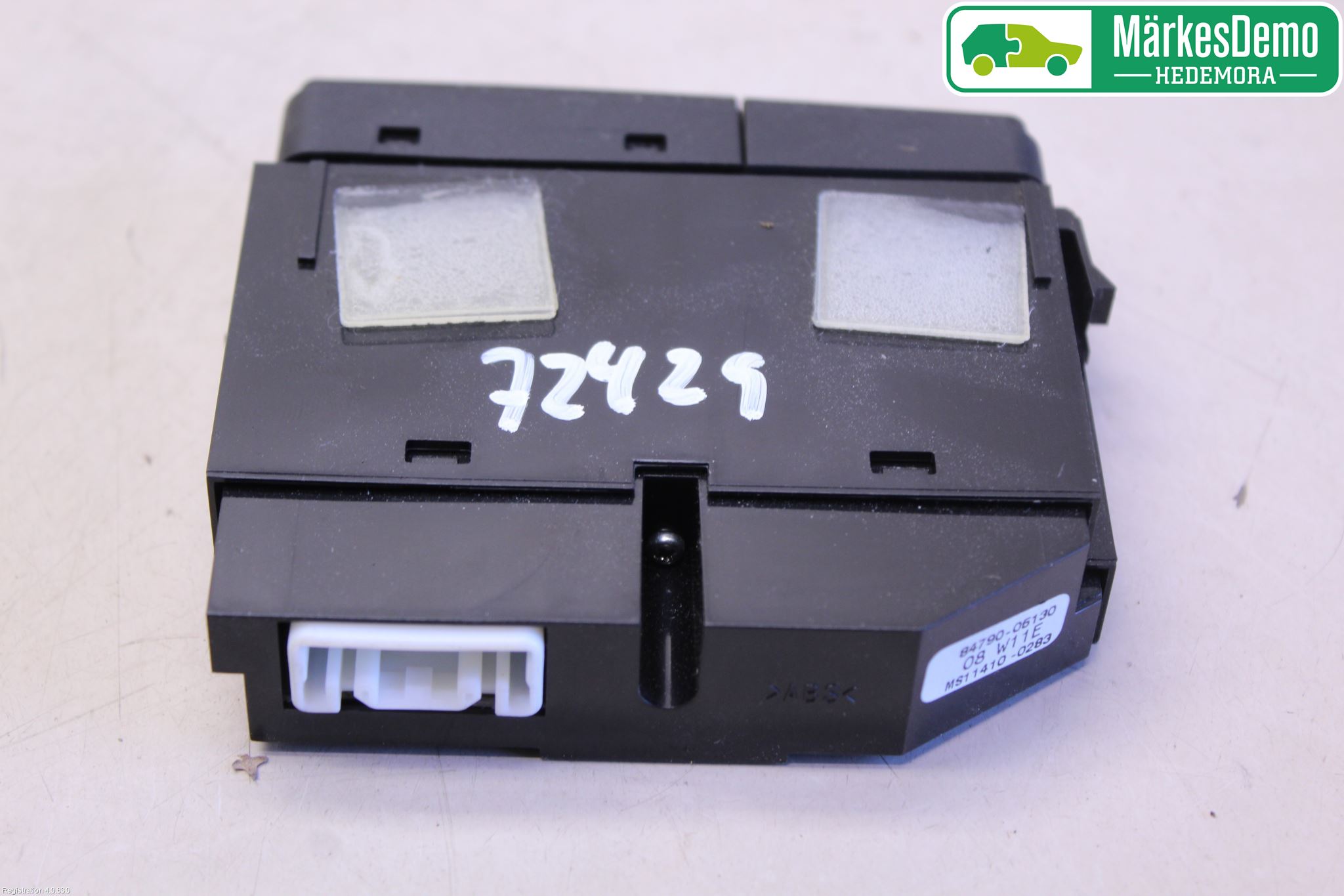 Toyota AVENSIS 07-08 Bryter Varme Rute