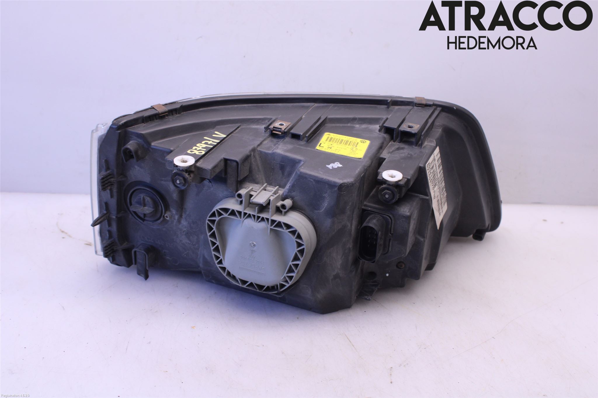 Volkswagen VW TRANSP/CARAVELLE (T5) 04-15 Frontlykt Venstre