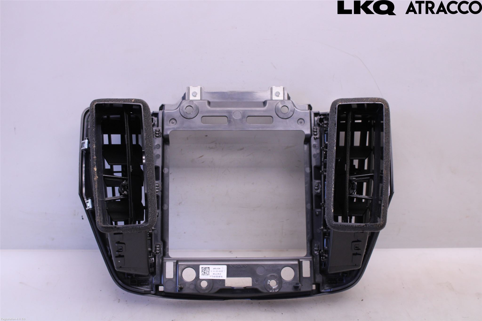 Volvo XC60 18- Dashbord Kanal - Dyse