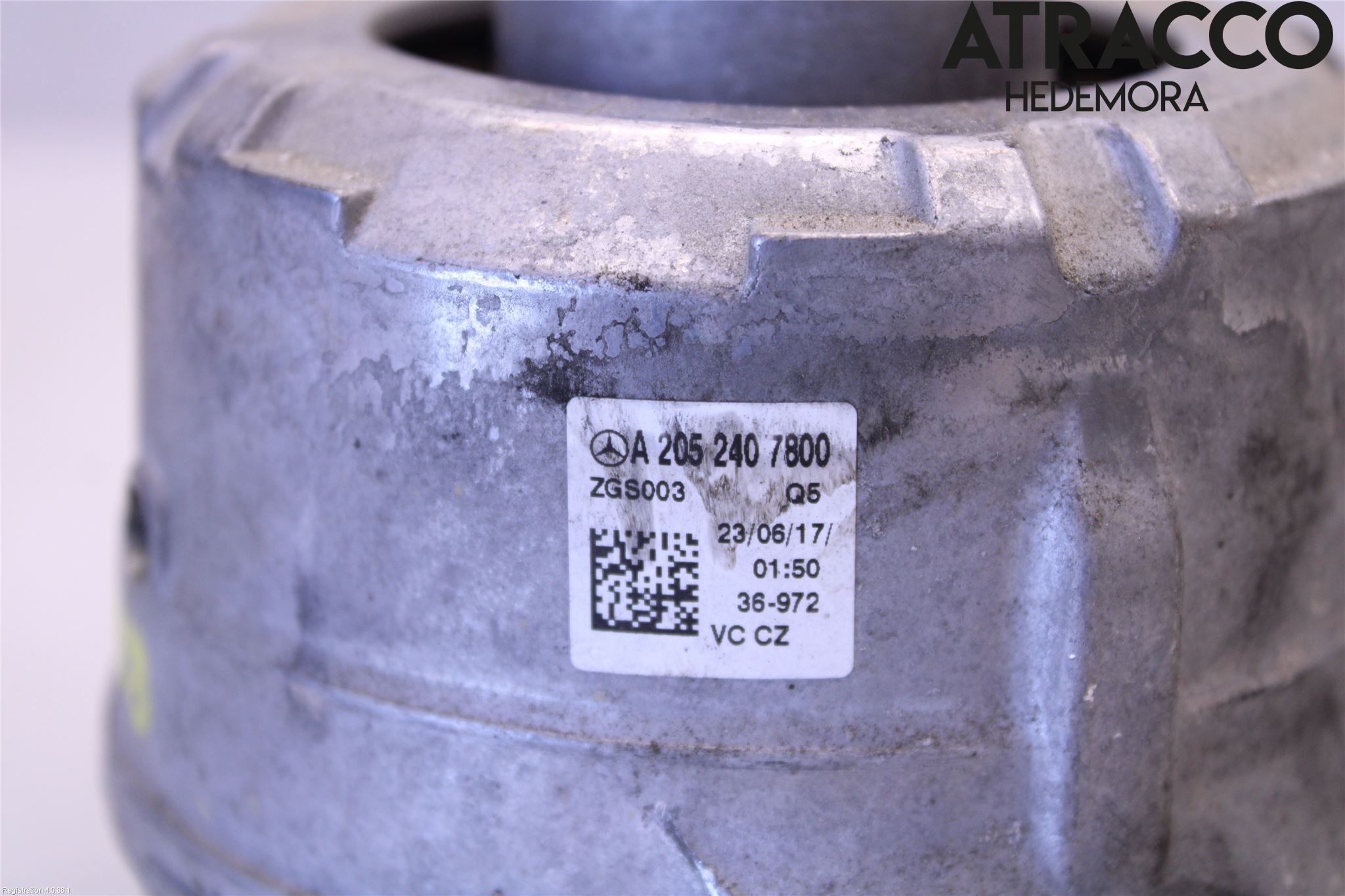 Mercedes-Benz MB C-KLASS (W205) 14-21 Motor Feste Gummi