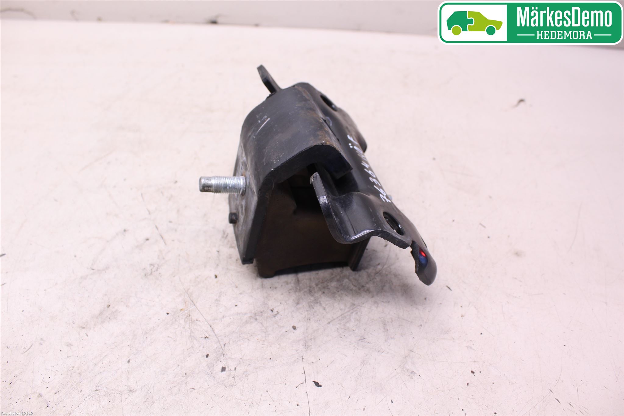 Mercedes-Benz MB X-KLASS (BR 470) 18-20 Motor Feste Gummi