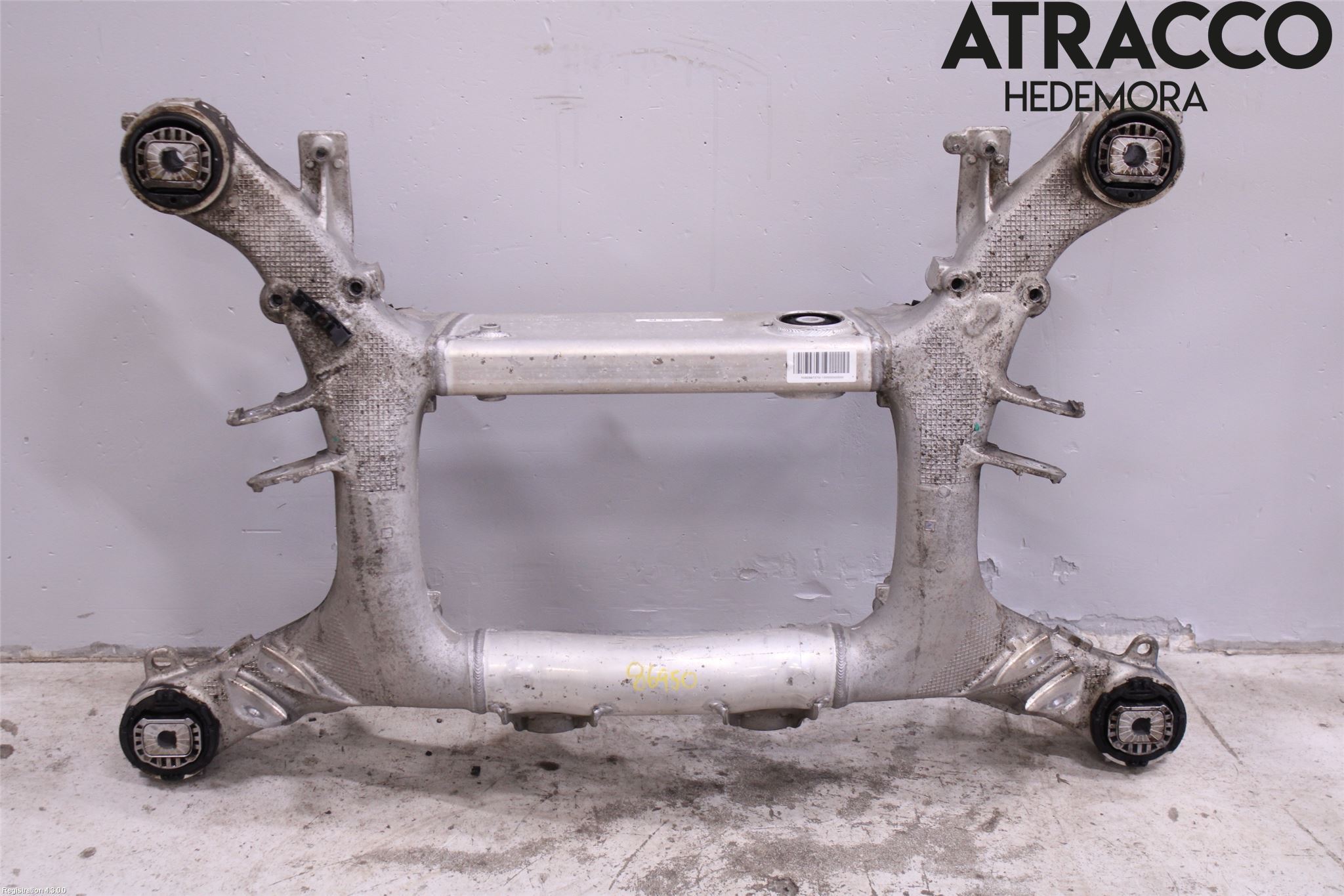 BMW 7 G11/G12 15-22 Bakaksel Feste Travers-Ramme