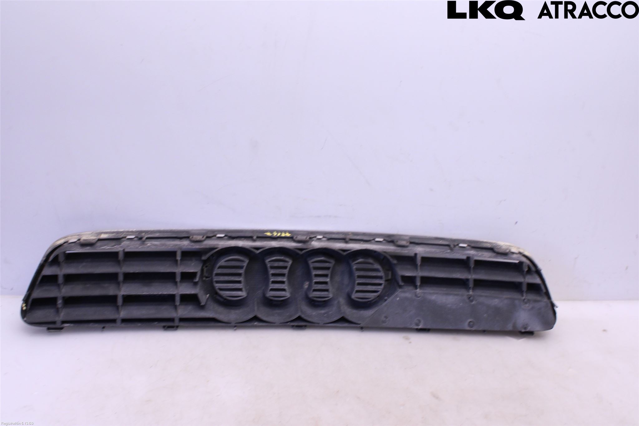 Audi A3/S3     96-03 Grill Komplett