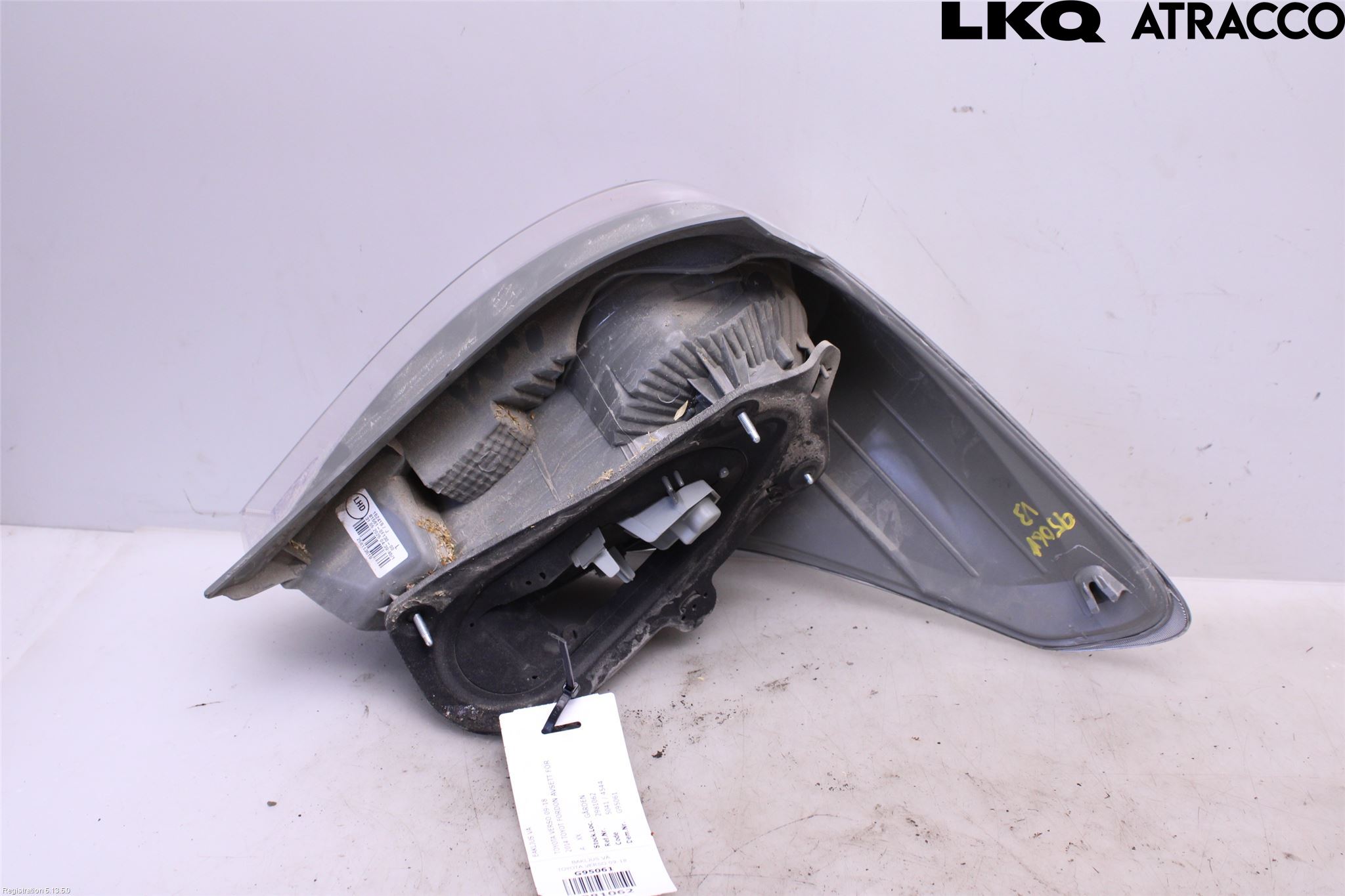 Toyota VERSO 09-18 Baklykt Venstre