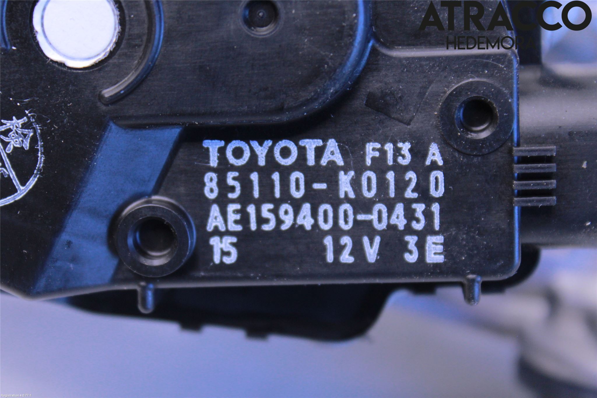 Toyota YARIS XP21 20- Viskermotor Frontrute
