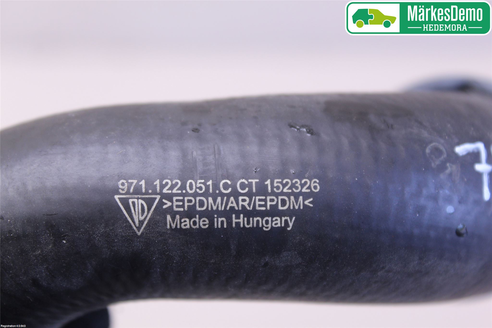 Porsche PANAMERA 09- Radiator Slange