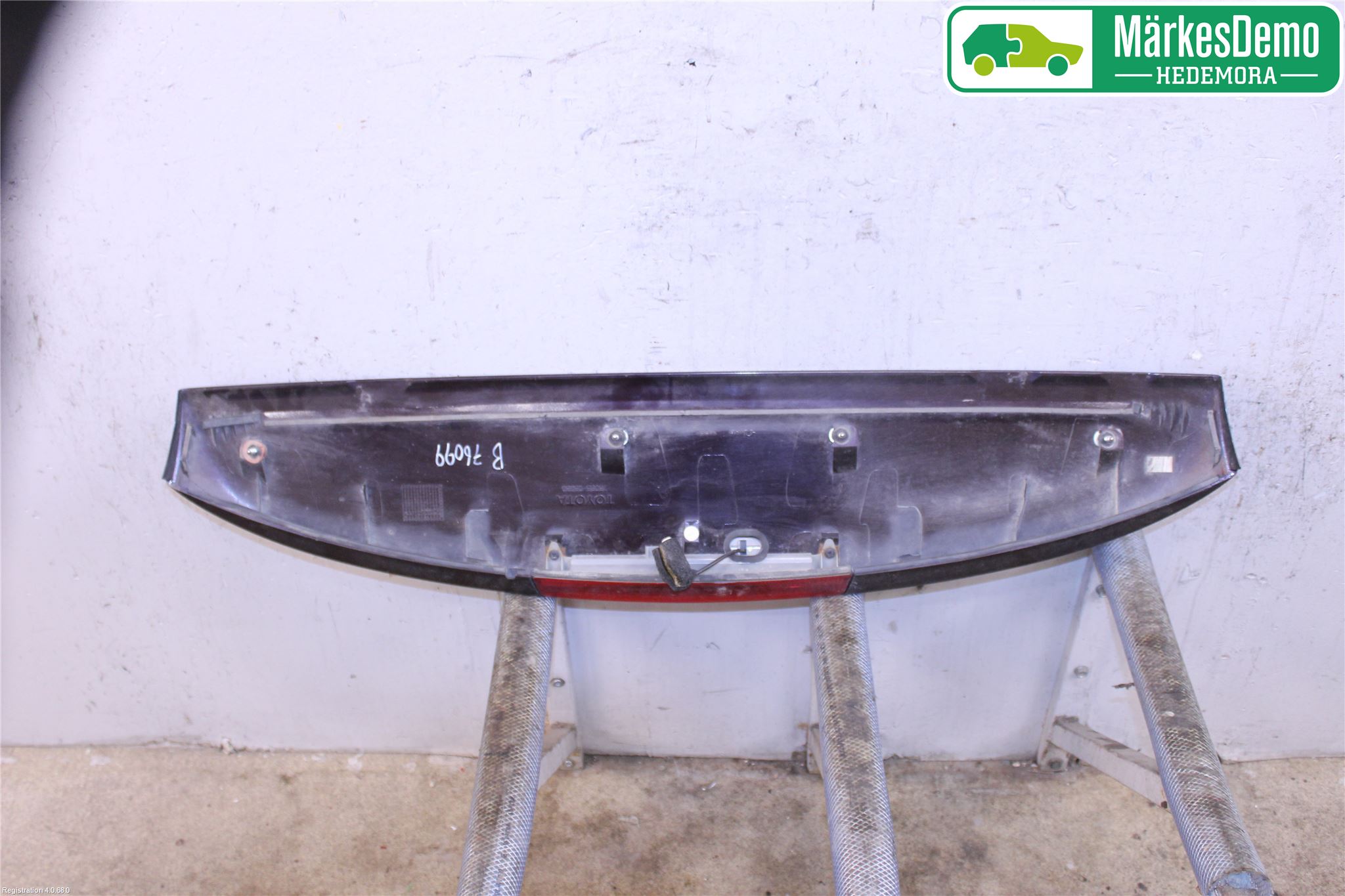 Toyota AVENSIS 07-08 Spoiler Bakluke