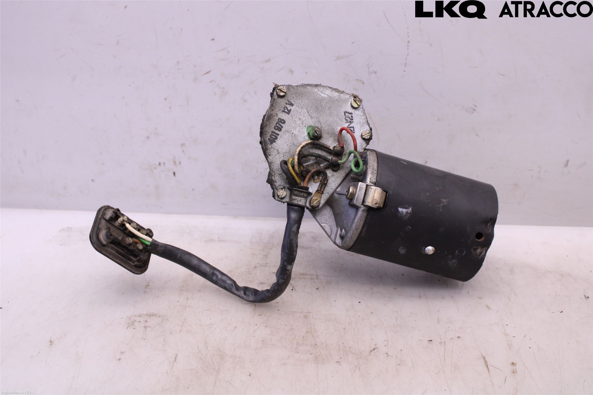 Mercedes-Benz MB 200-300  (W123) 76-86 Viskermotor Frontrute