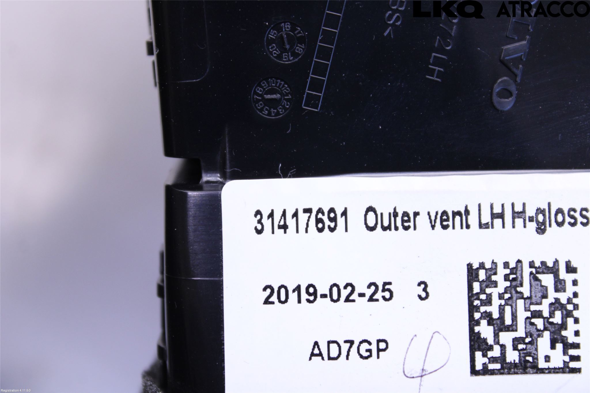 Volvo XC60 18- Dashbord Kanal - Dyse