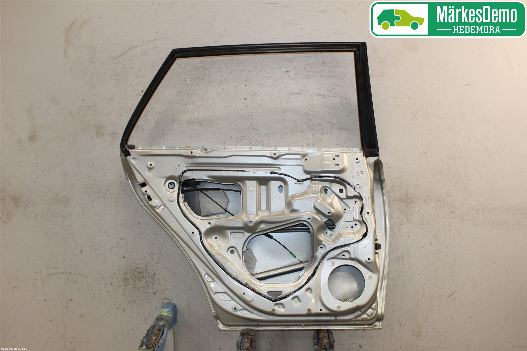 Toyota AVENSIS 03-06 Dør 4D Bak Venstre