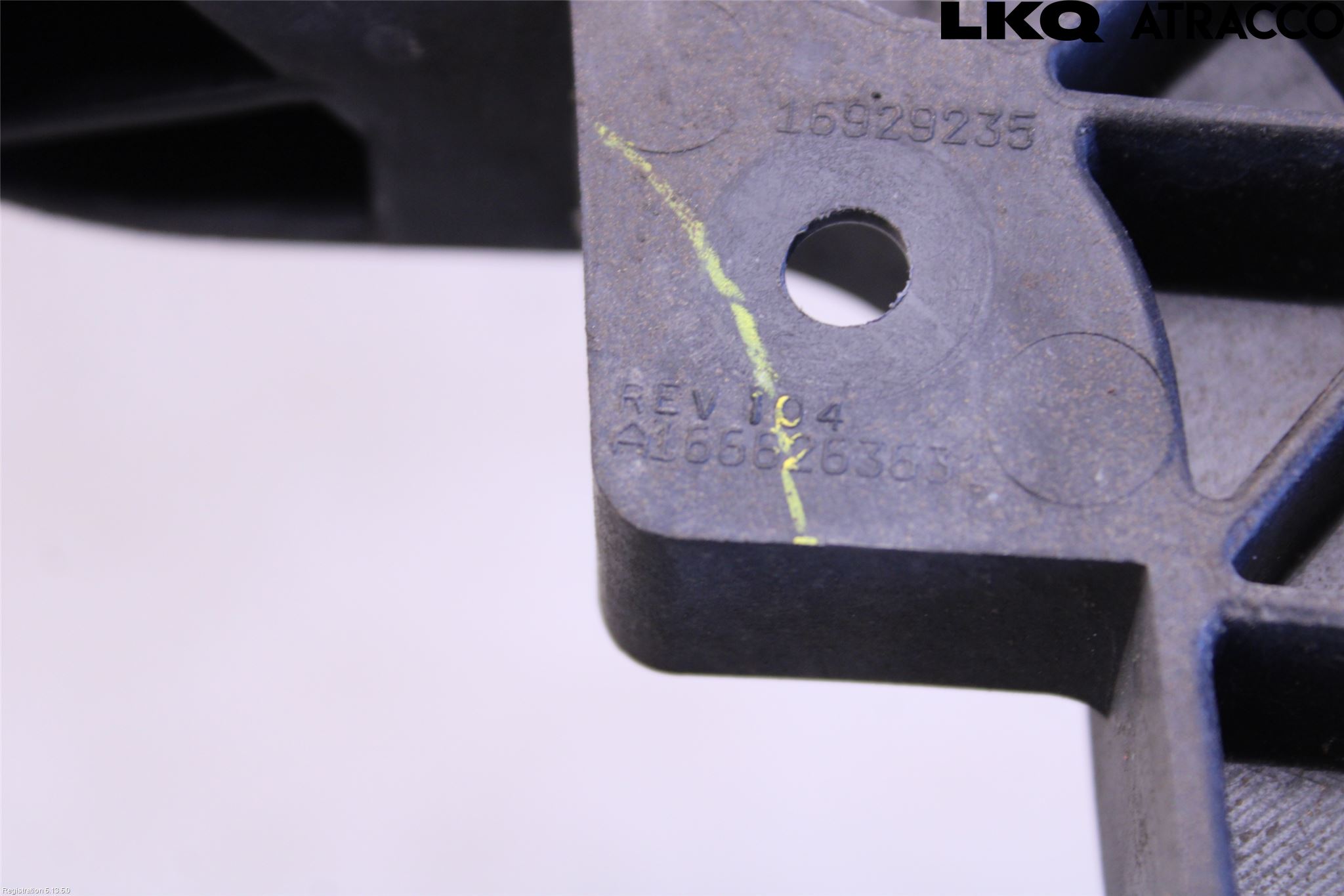 Mercedes-Benz MB ML/GLE-KLASS (W166) 12-18 Frontlykt Holder-Feste