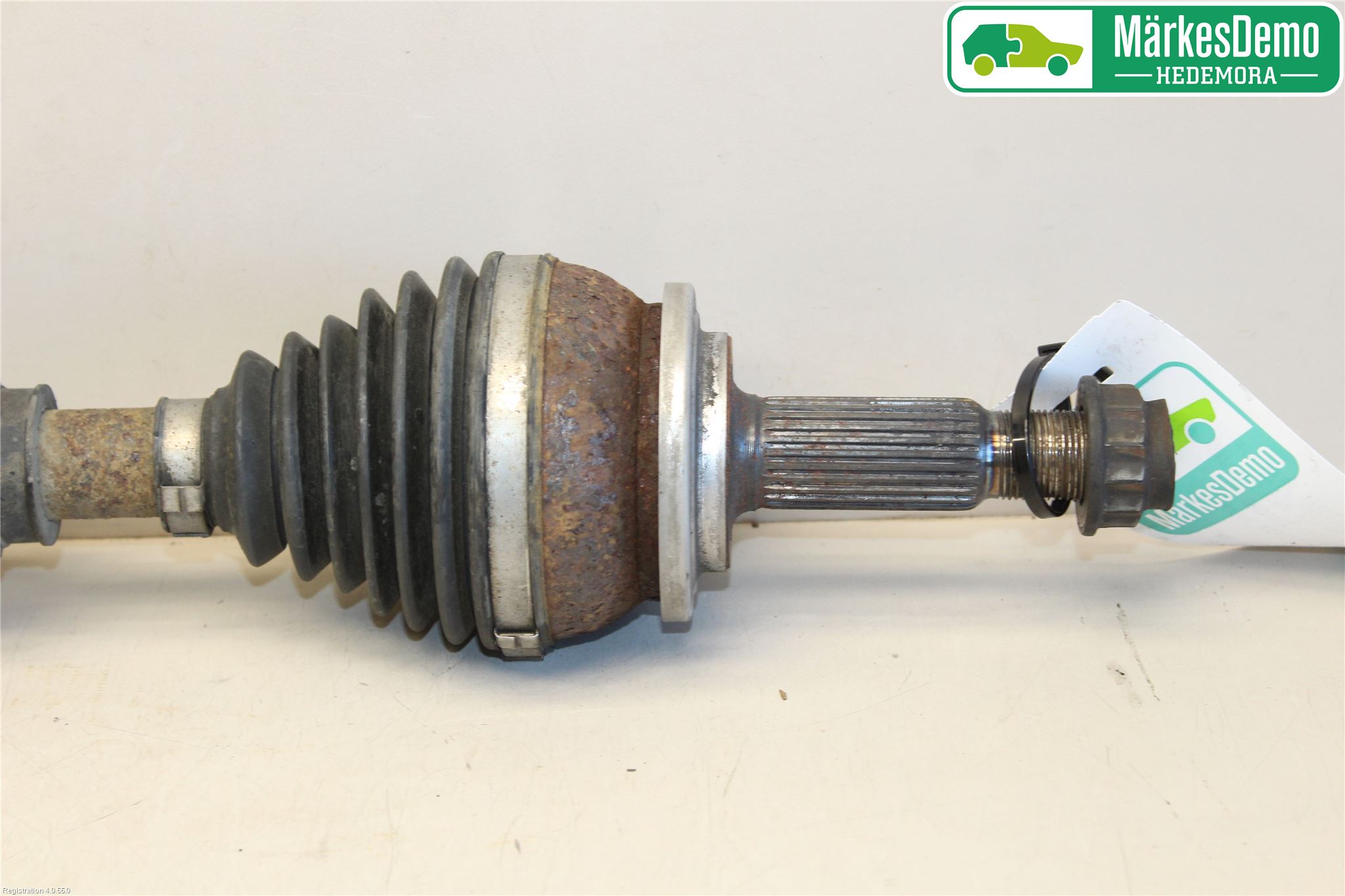 Toyota PRIUS ZVW30 09-20 Drivaksel Foran Kompl Venstre