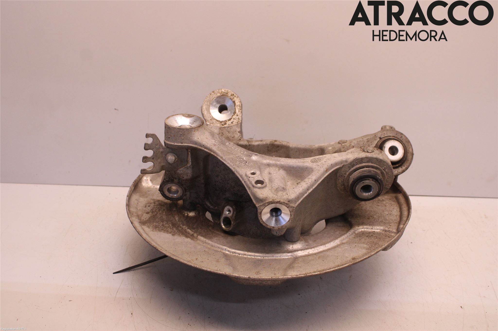 BMW 5 G30/G31/F90 17-23 Hjullagerhus Bak Venstre