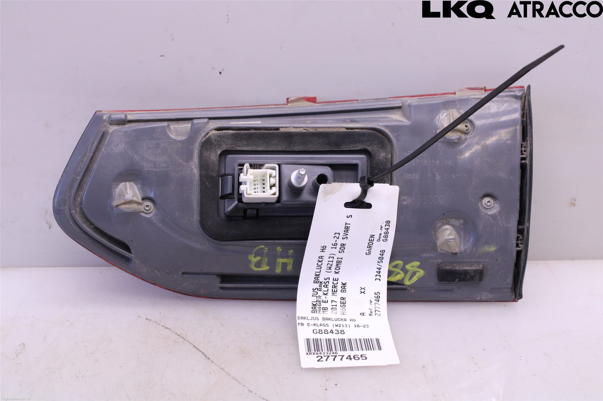Mercedes-Benz MB E-KLASS (W213) 16-23 Baklykt Høyre  På Luke(Indre)