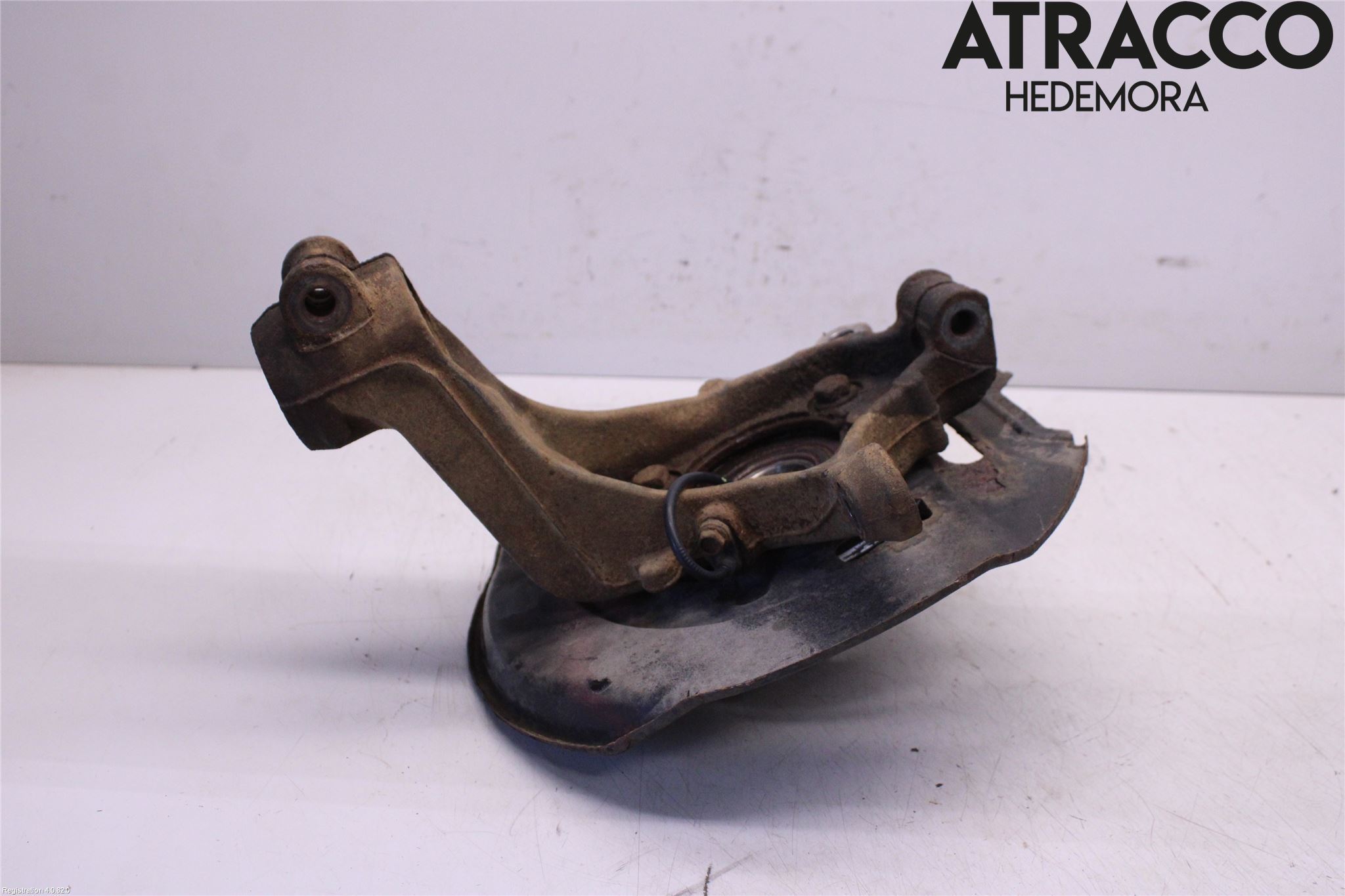 Nissan QASHQAI 14-17 Spindel Vf