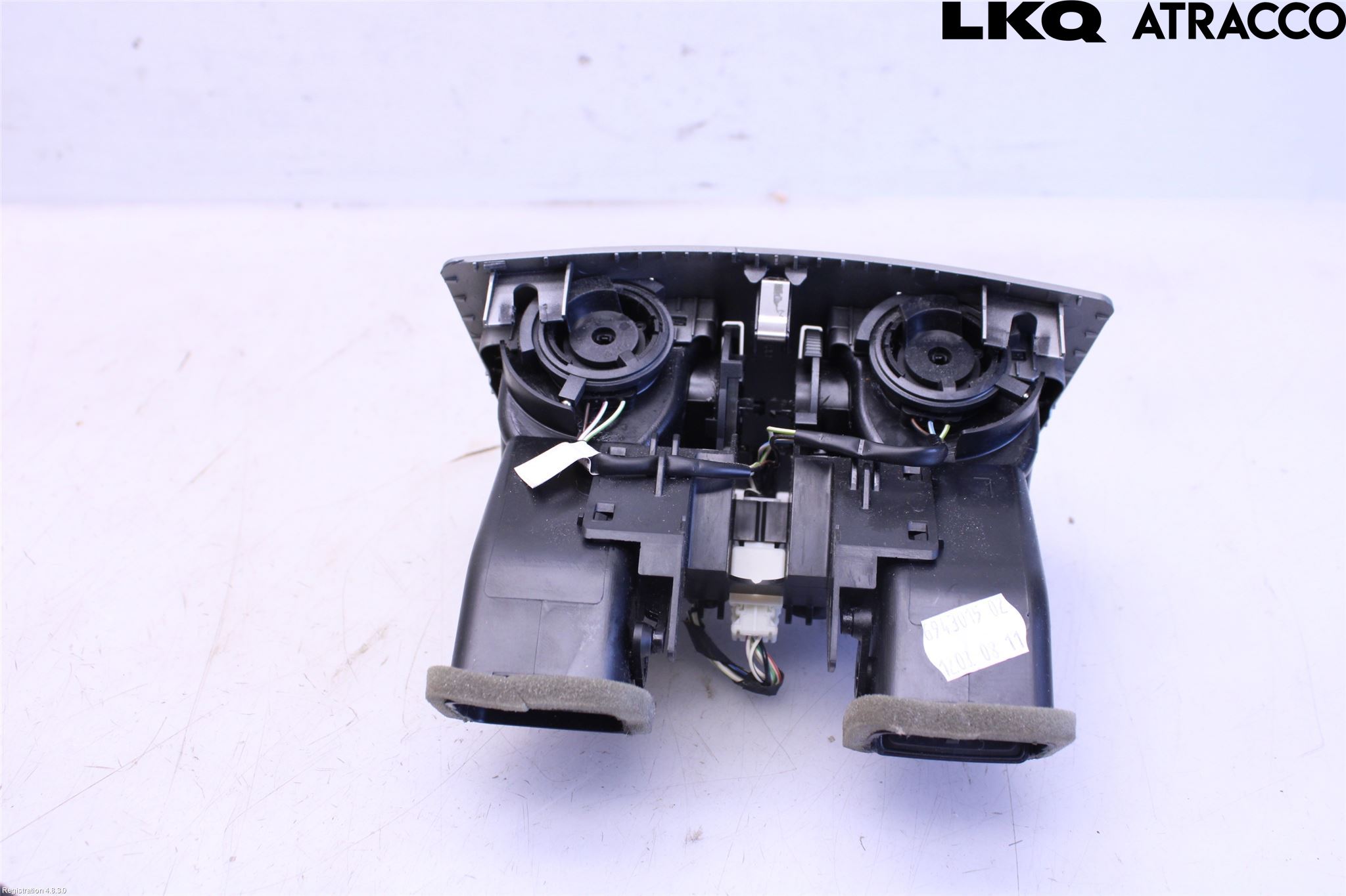 BMW 7 E65/66    00-08 Dashbord Kanal - Dyse