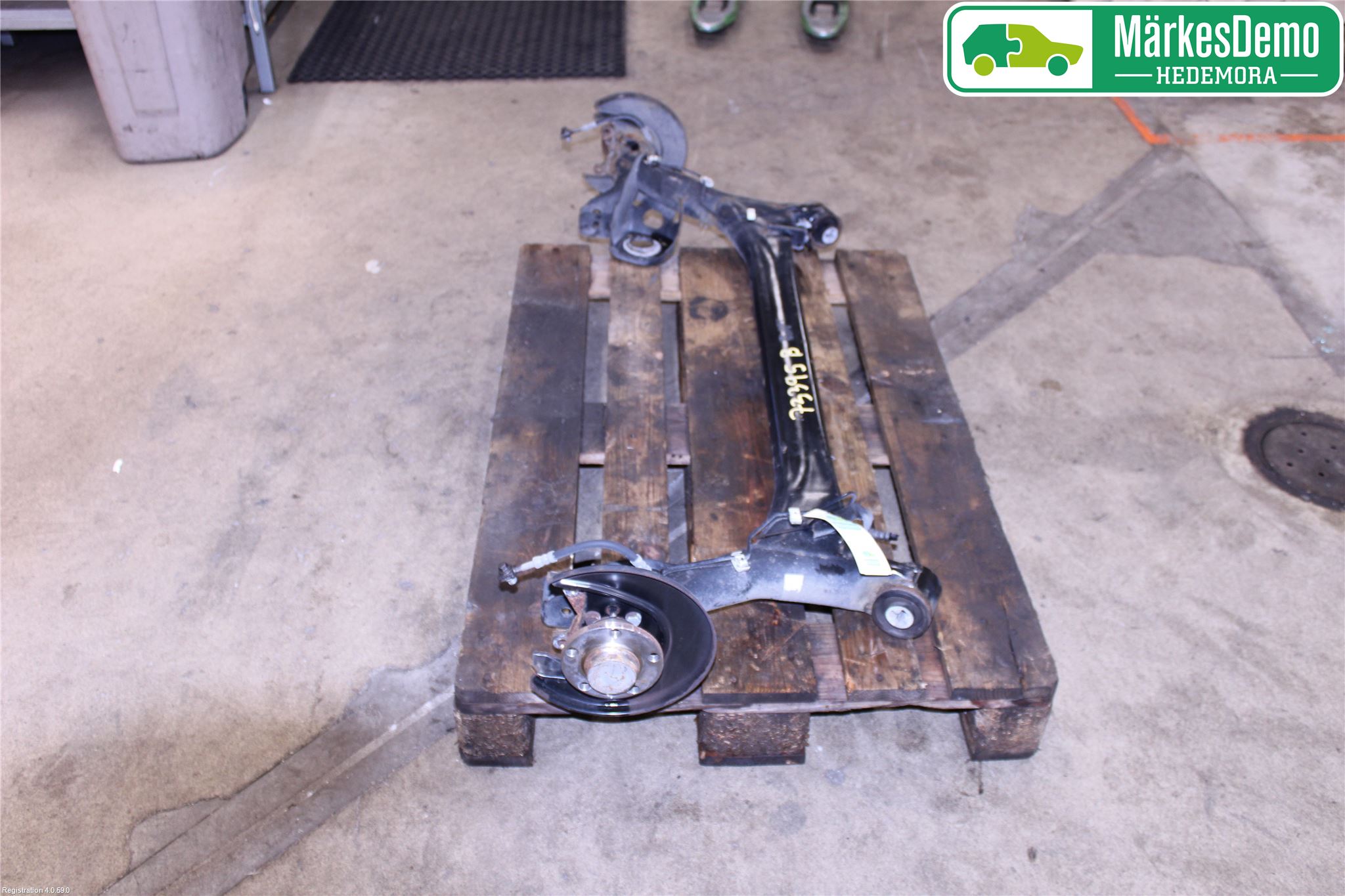 Skoda FABIA 15-21 Bakaksel Feste Travers-Ramme