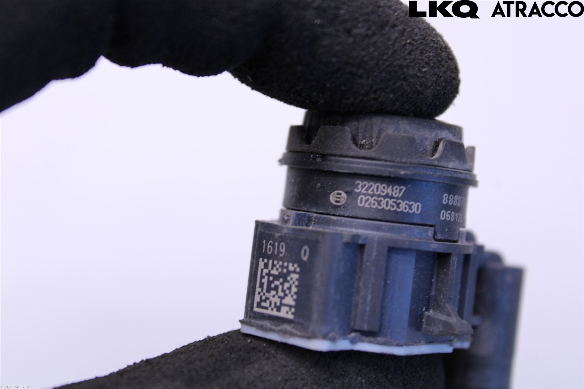 Volvo V60 CROSS COUNTRY 19- Sensor Parkering Front