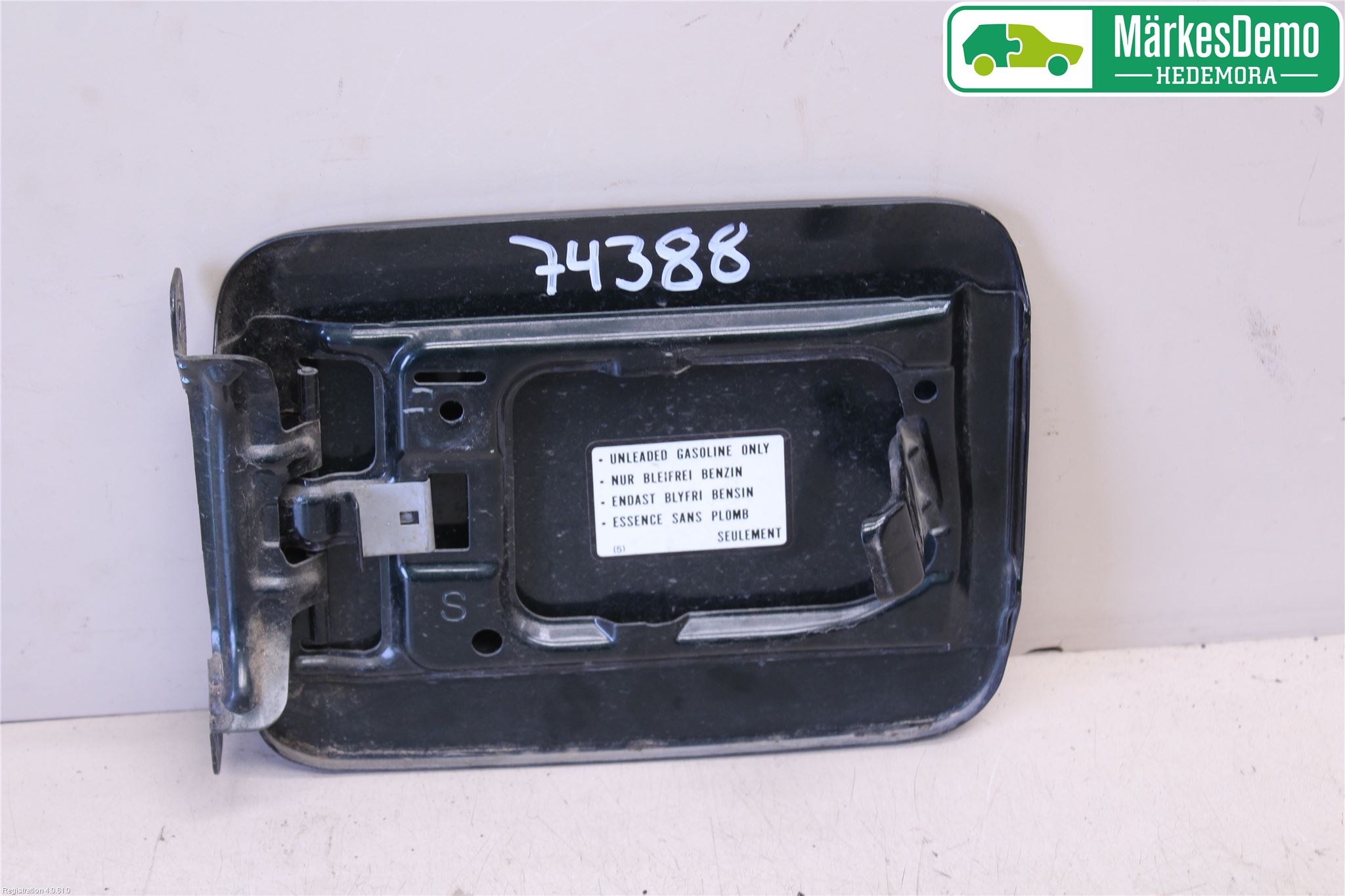 Subaru LEGACY    04-06 Drivstoff Tankluke
